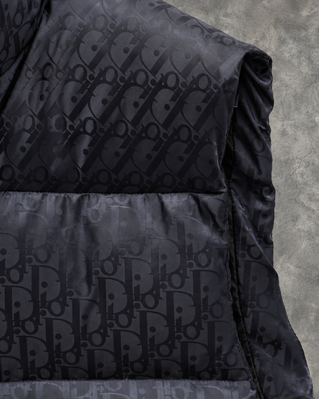 Elvare Club® Puffer Vest