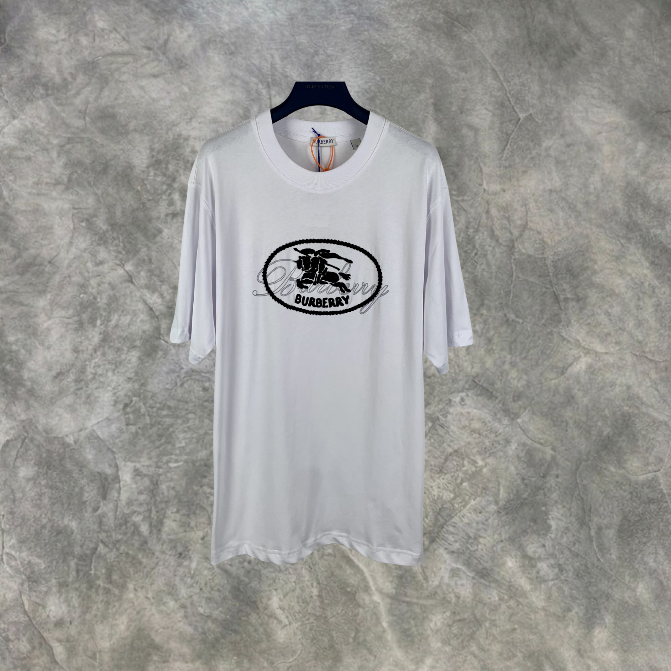 Elvare Club® T-shirt