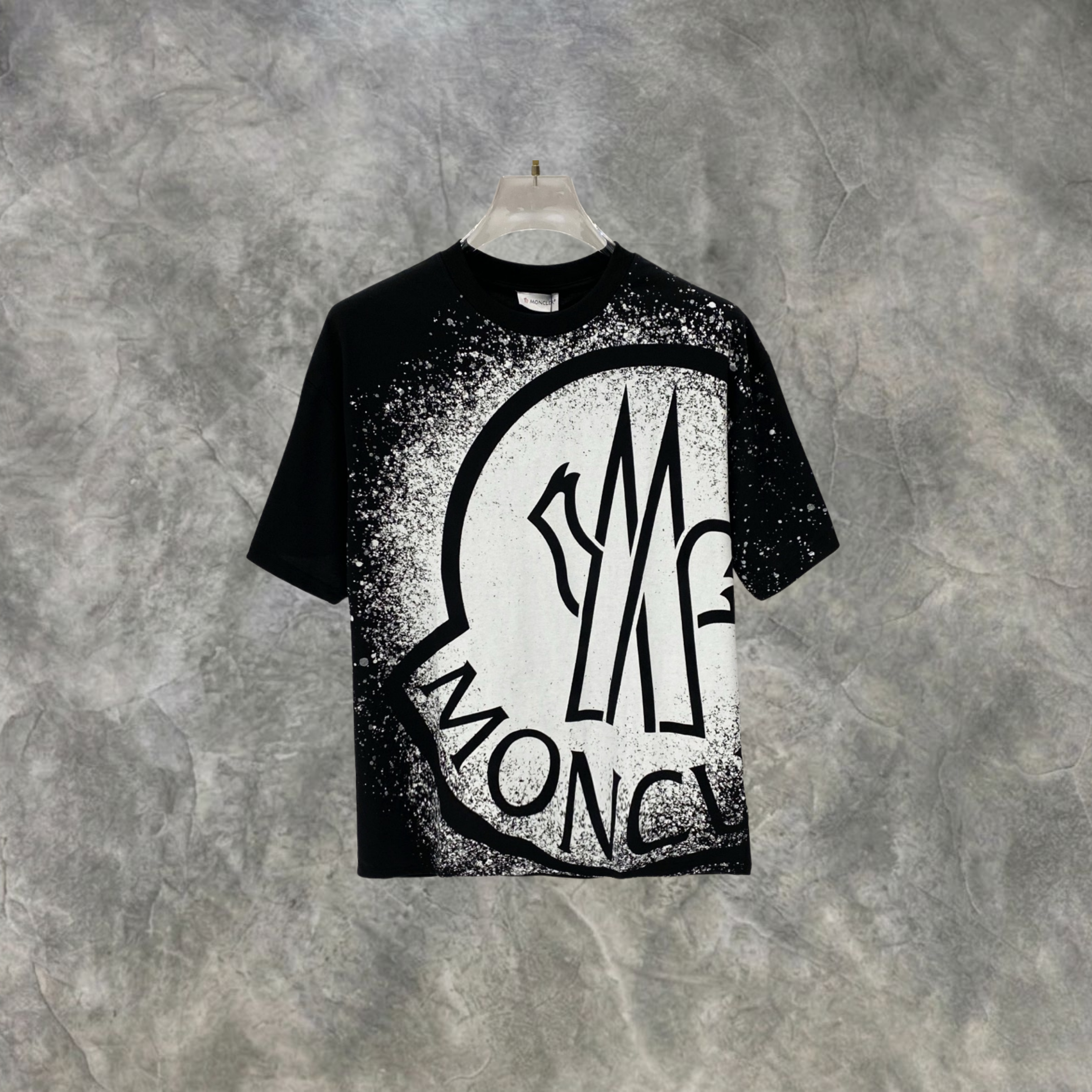 Elvare Club® T-Shirt