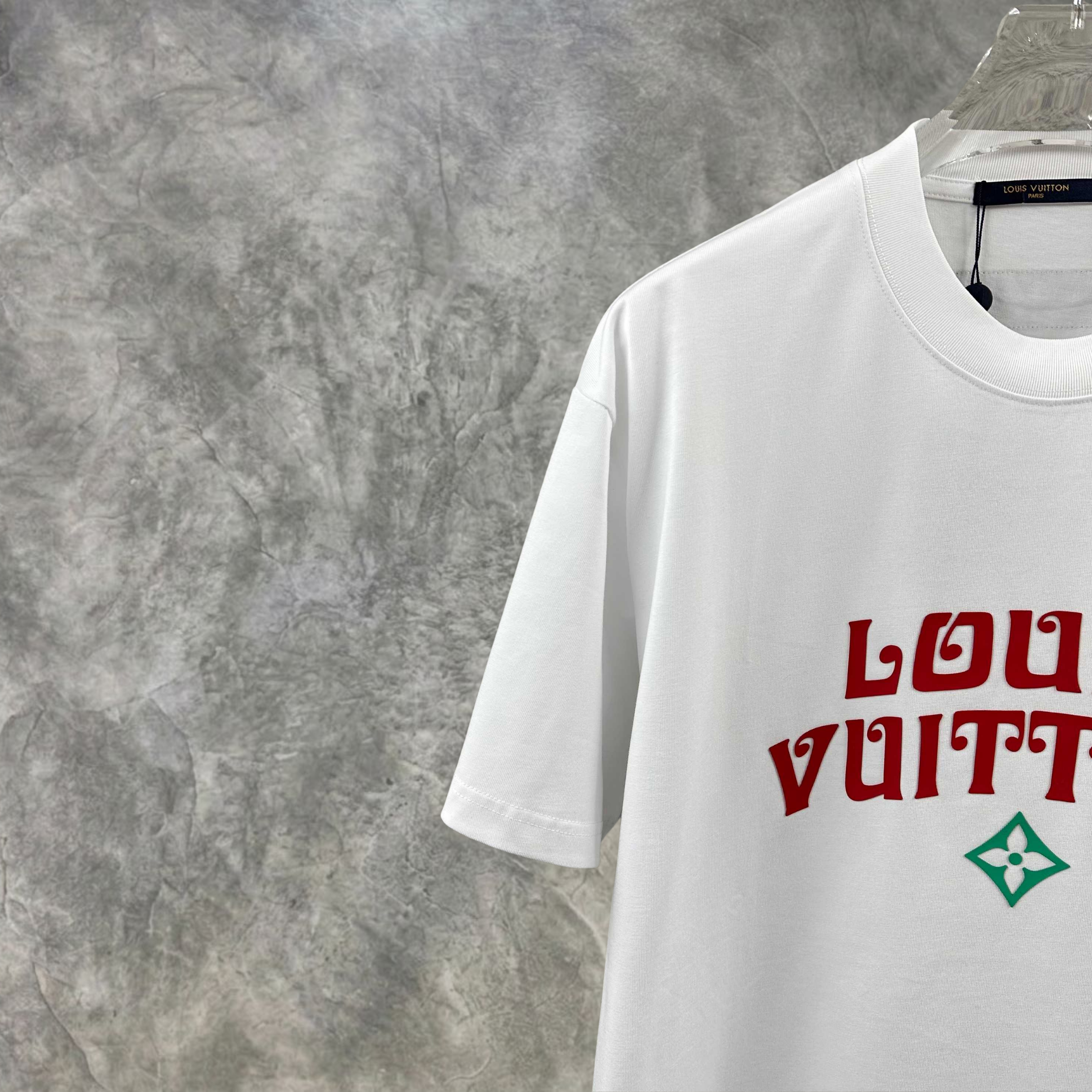 Elvare Club® T-Shirt