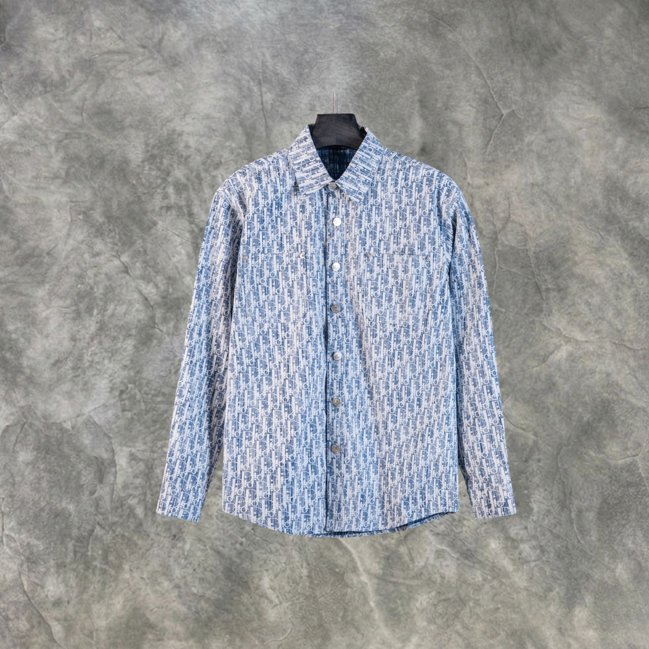 Elvare Club® T-Shirt