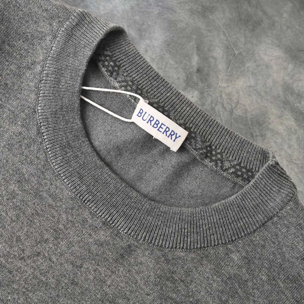 Elvare Club® T-Shirt