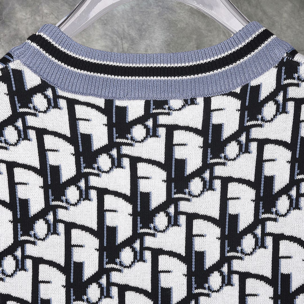 Elvare Club® T-shirt