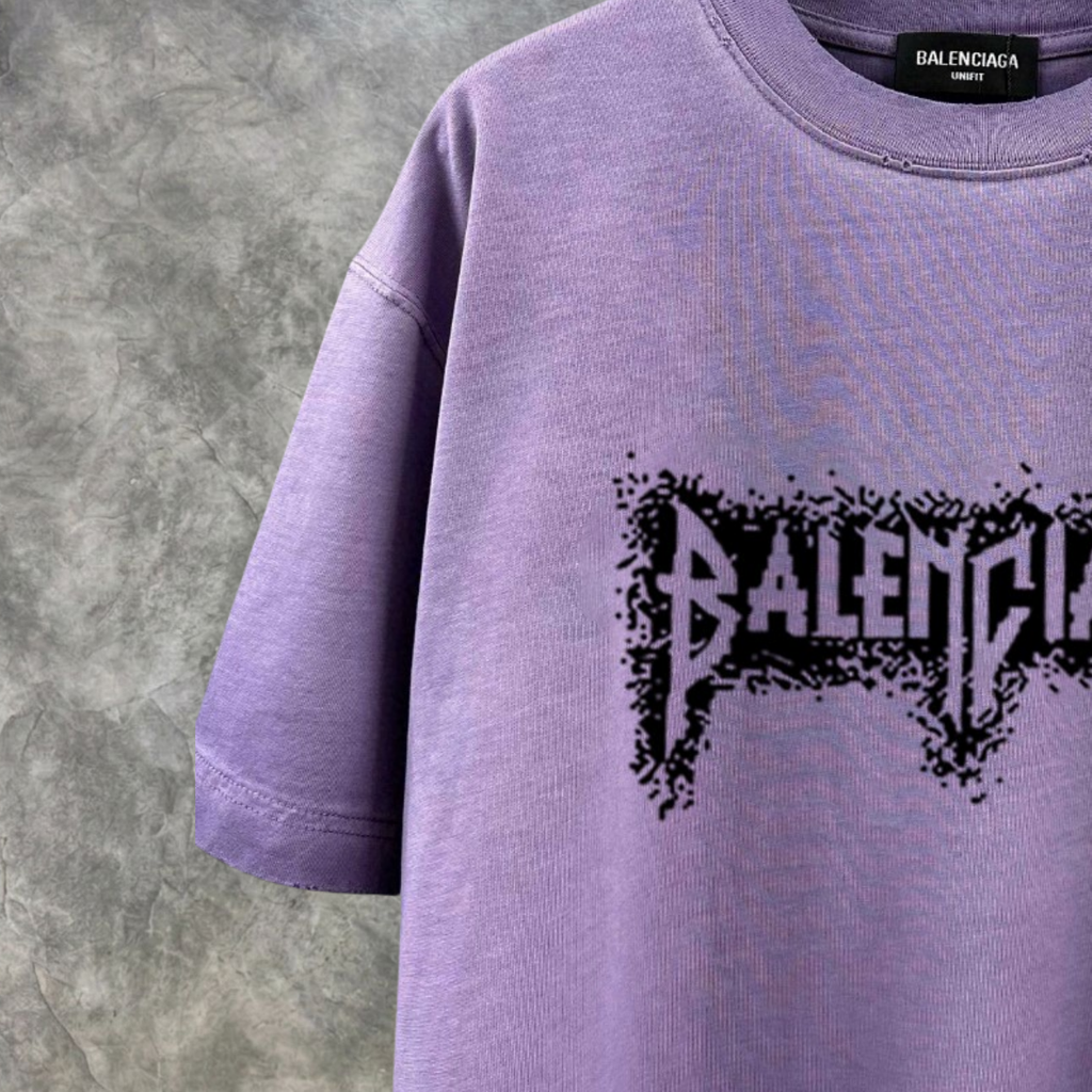 Elvare Club® T-Shirt