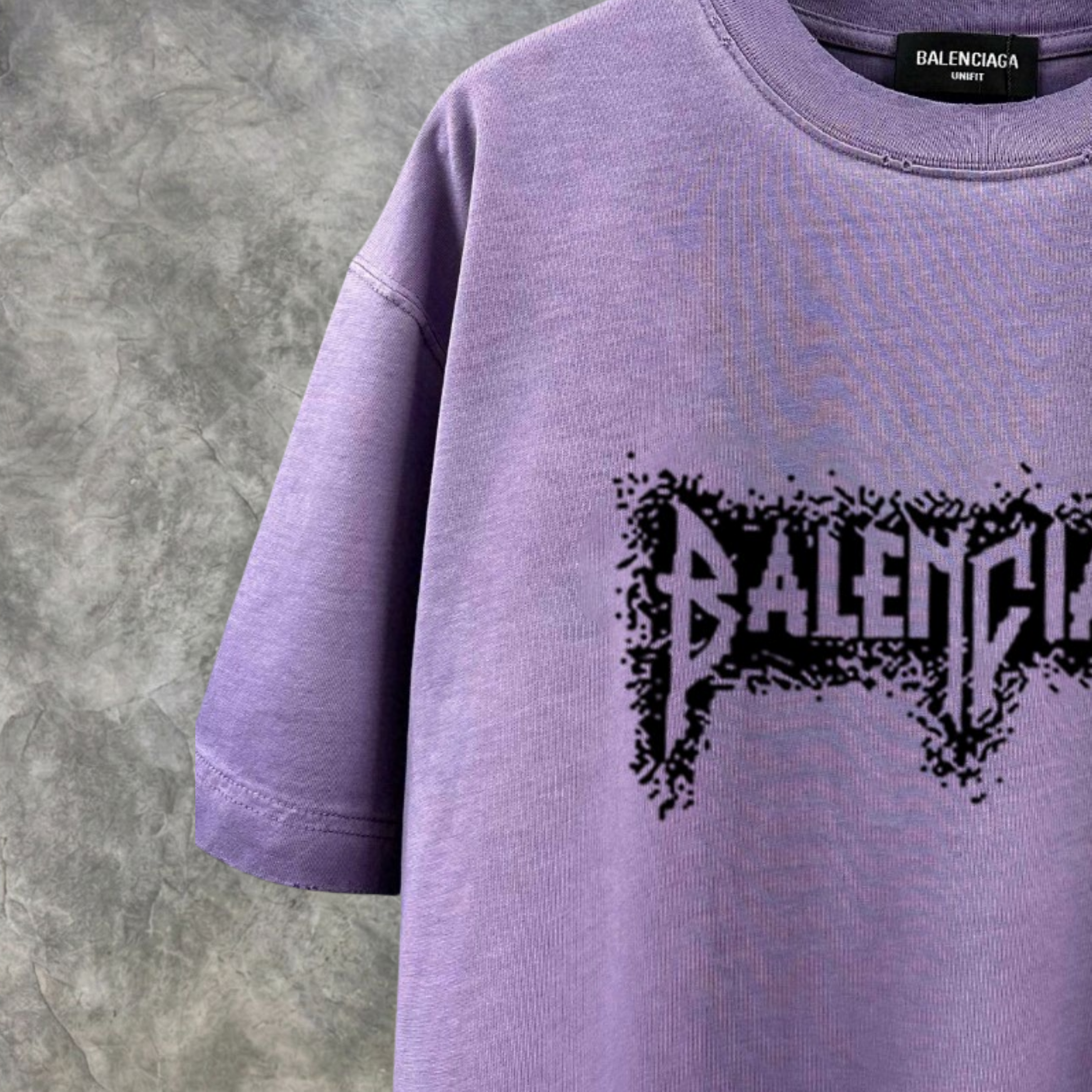 Elvare Club® T-Shirt