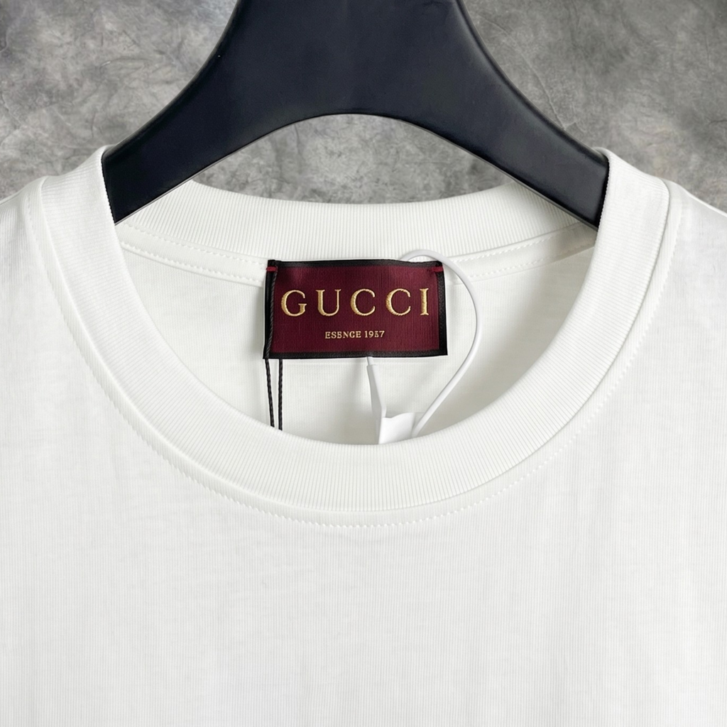 Elvare Club® T-shirt