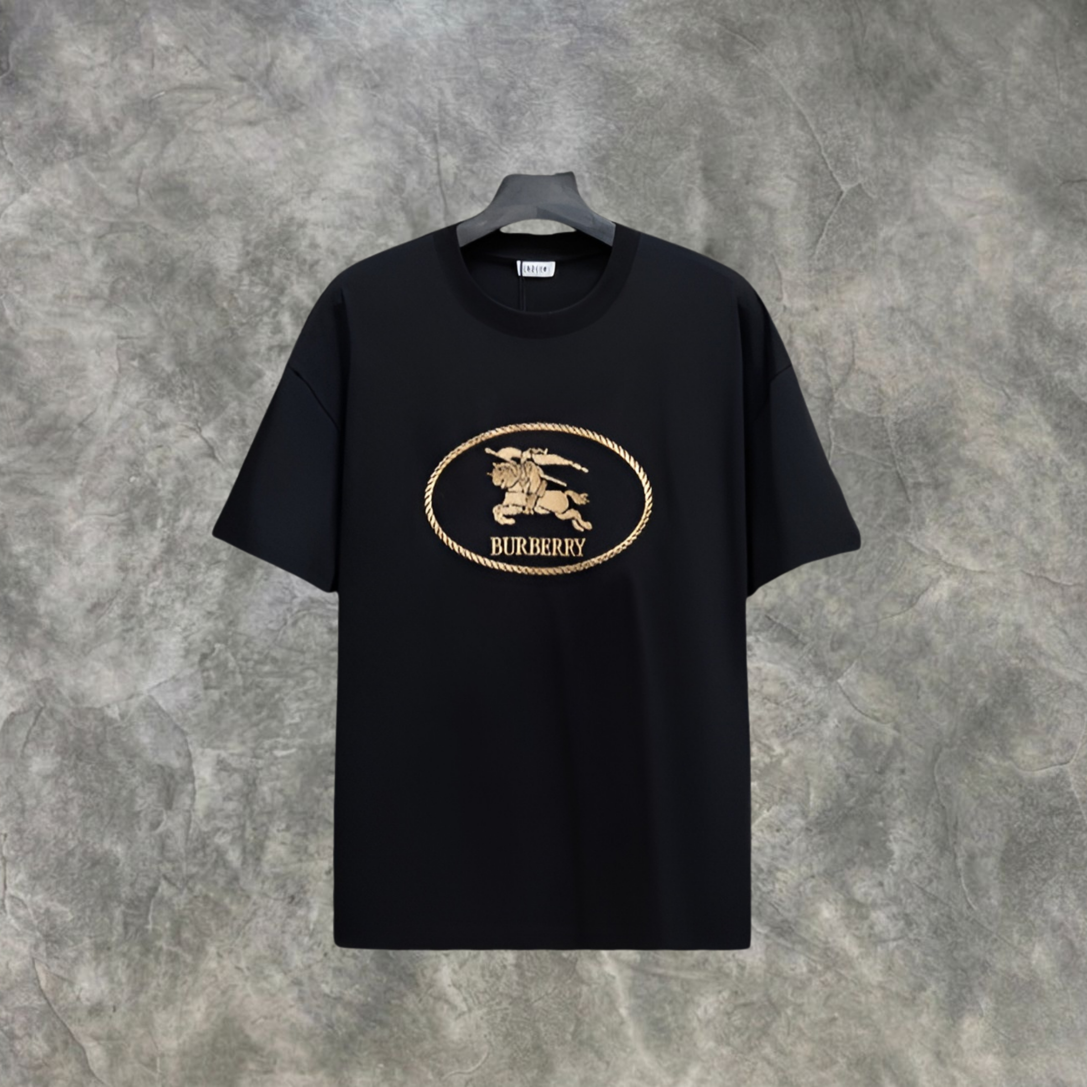 Elvare Club® T-Shirt