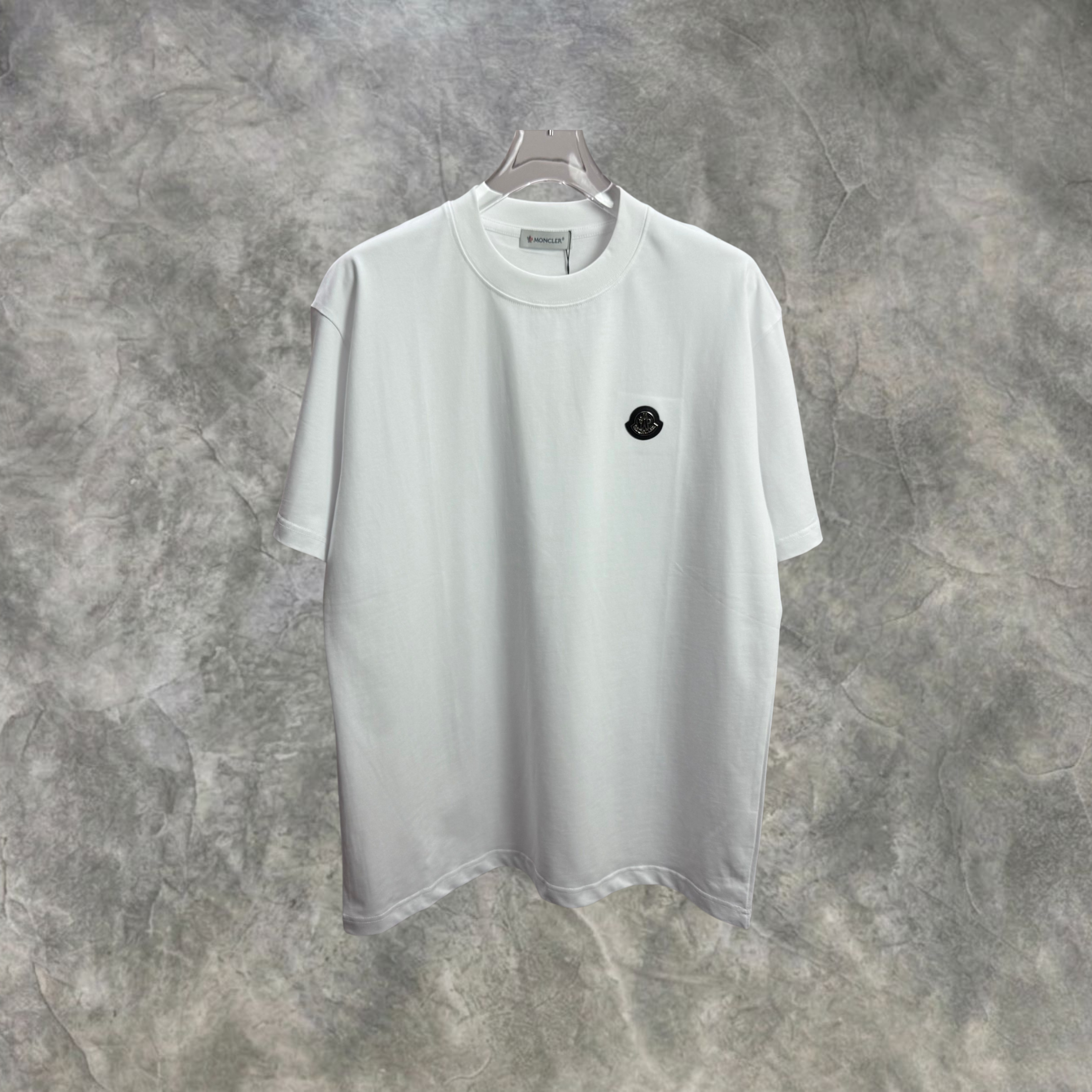 Elvare Club® T-Shirt