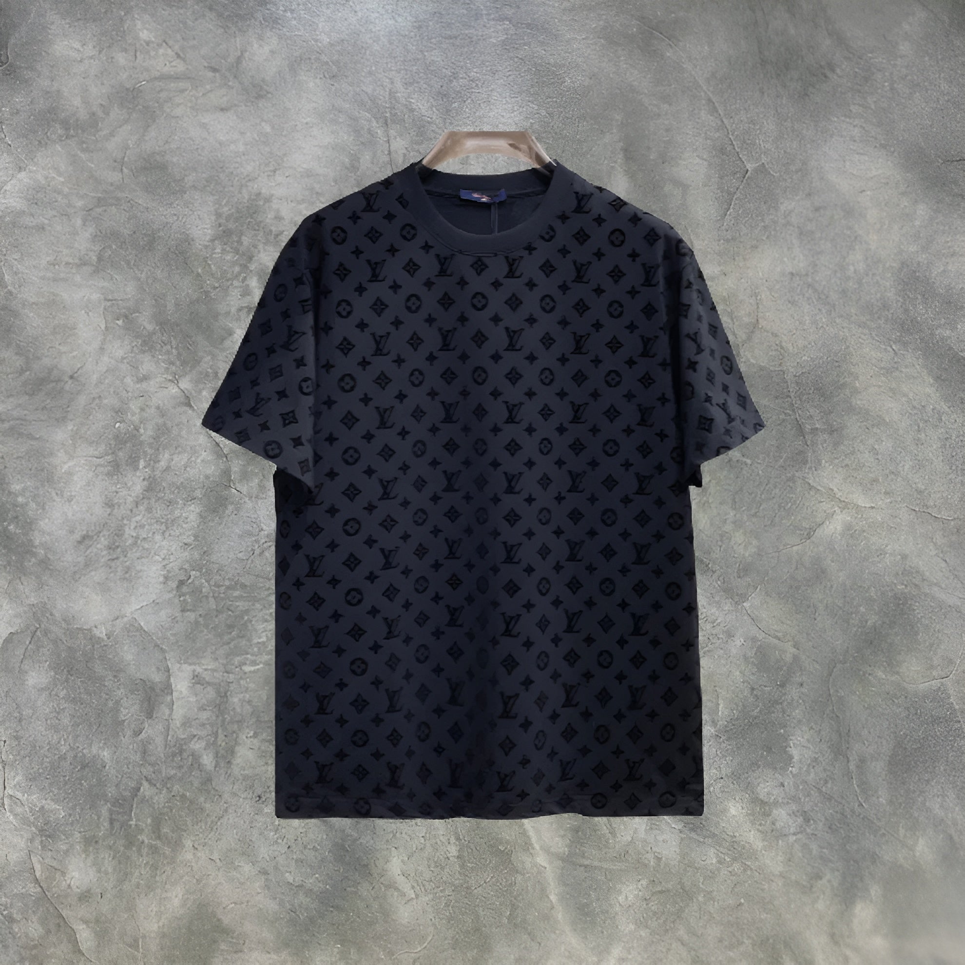 Elvare Club® T-Shirt