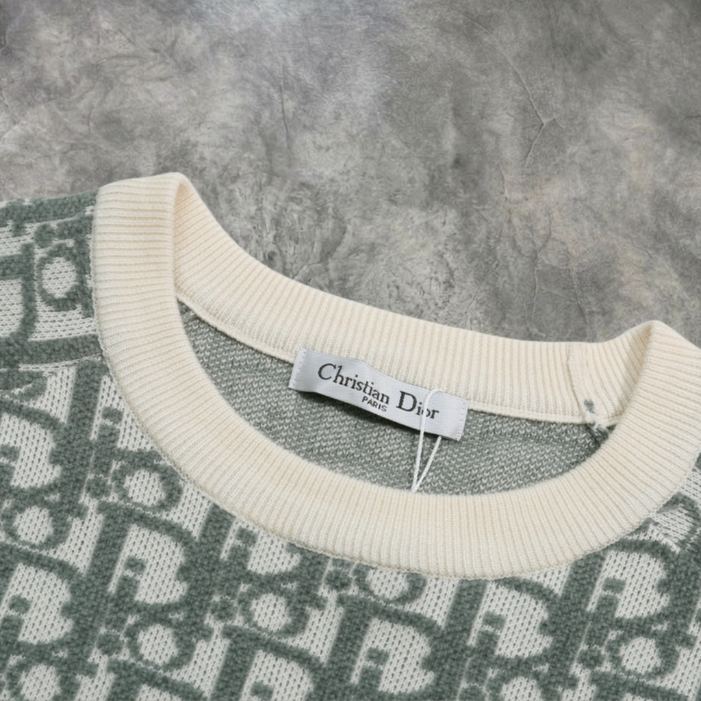 Elvare Club® Sweater