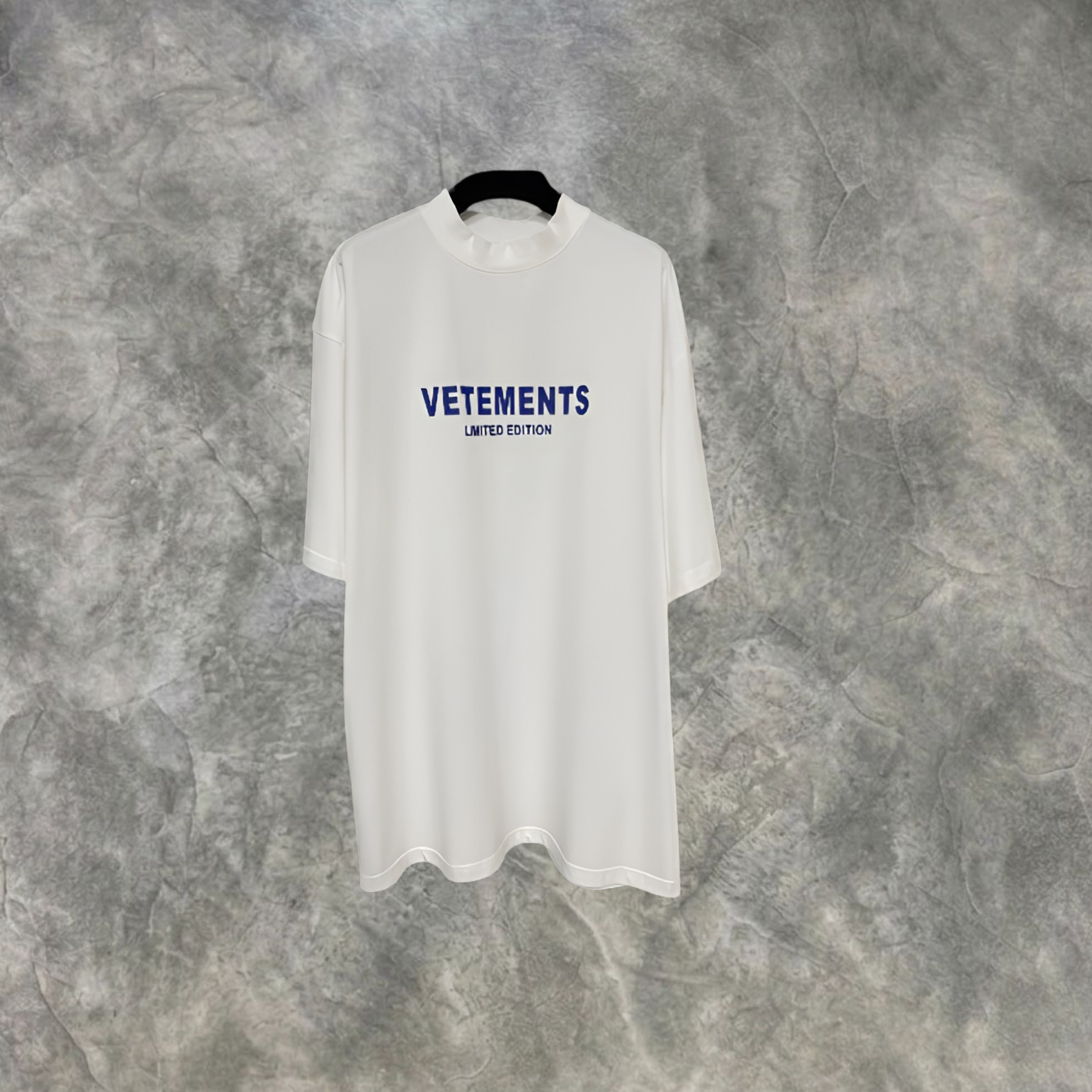 Elvare Club® T-Shirt