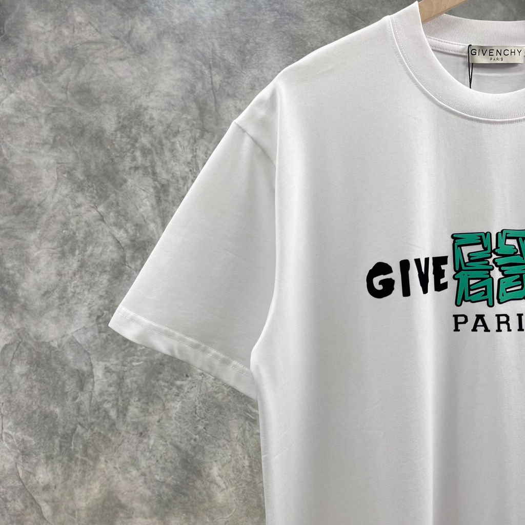 Elvare Club® T-Shirt