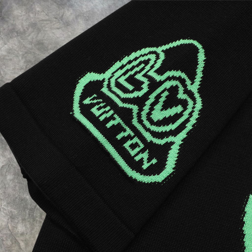Elvare Club® T-shirt