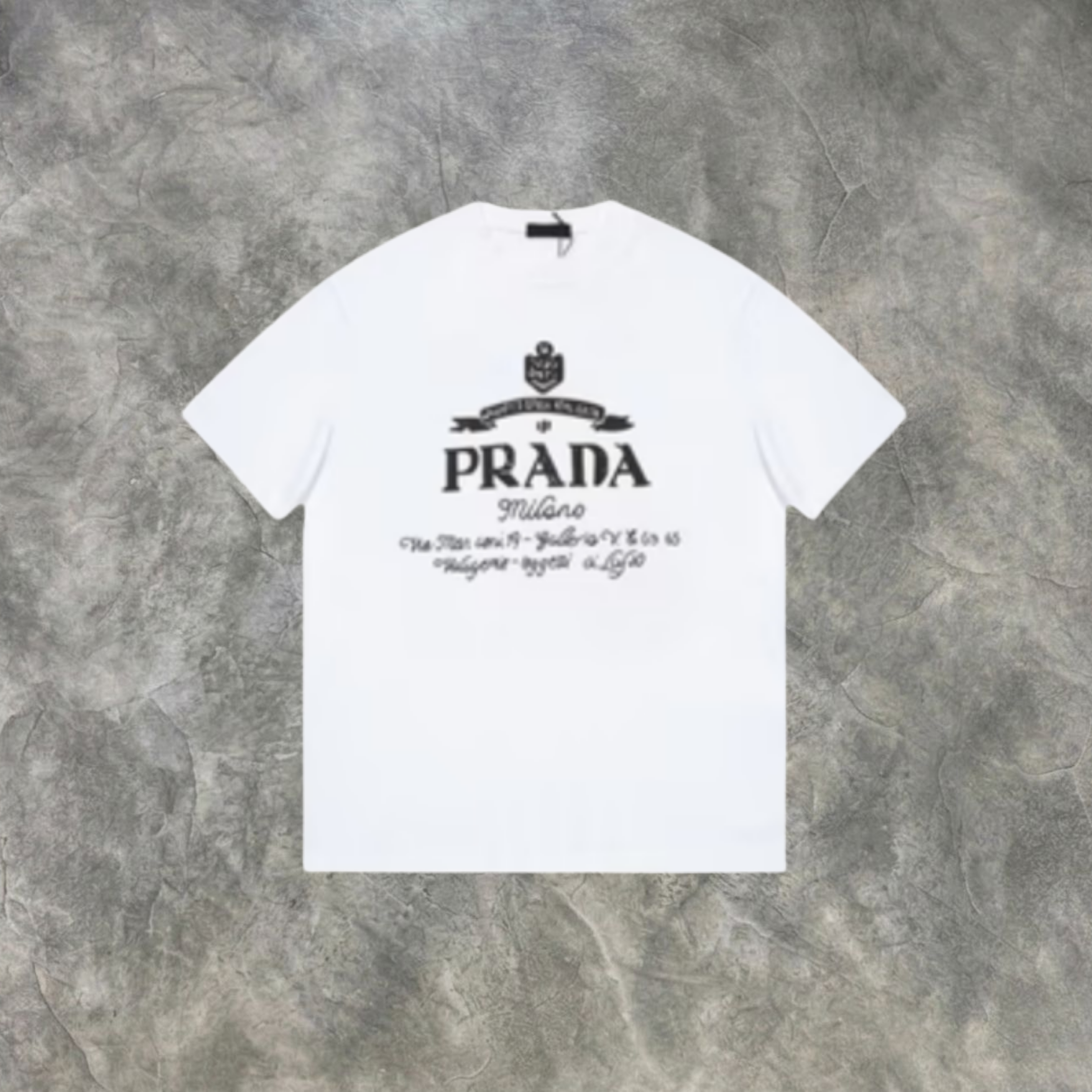 Elvare Club® T-Shirt