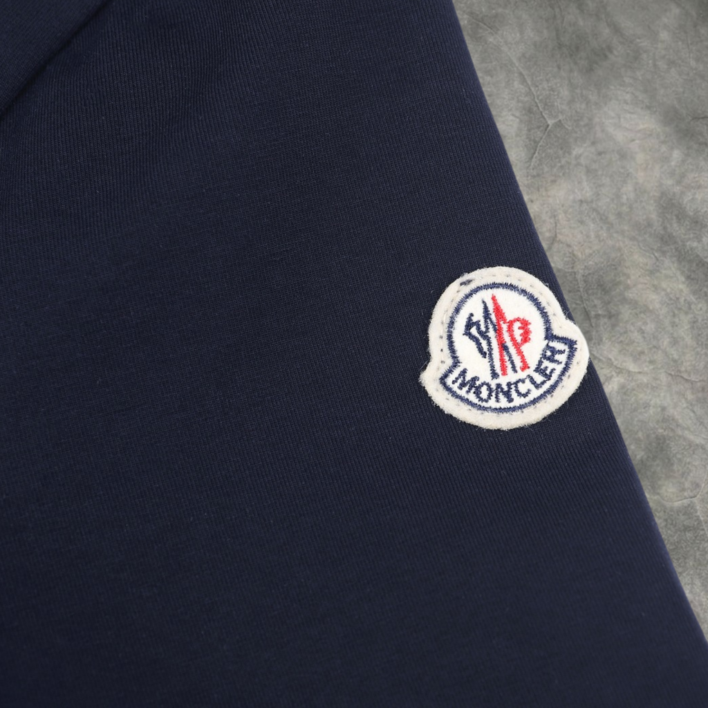Elvare Club® T-shirt