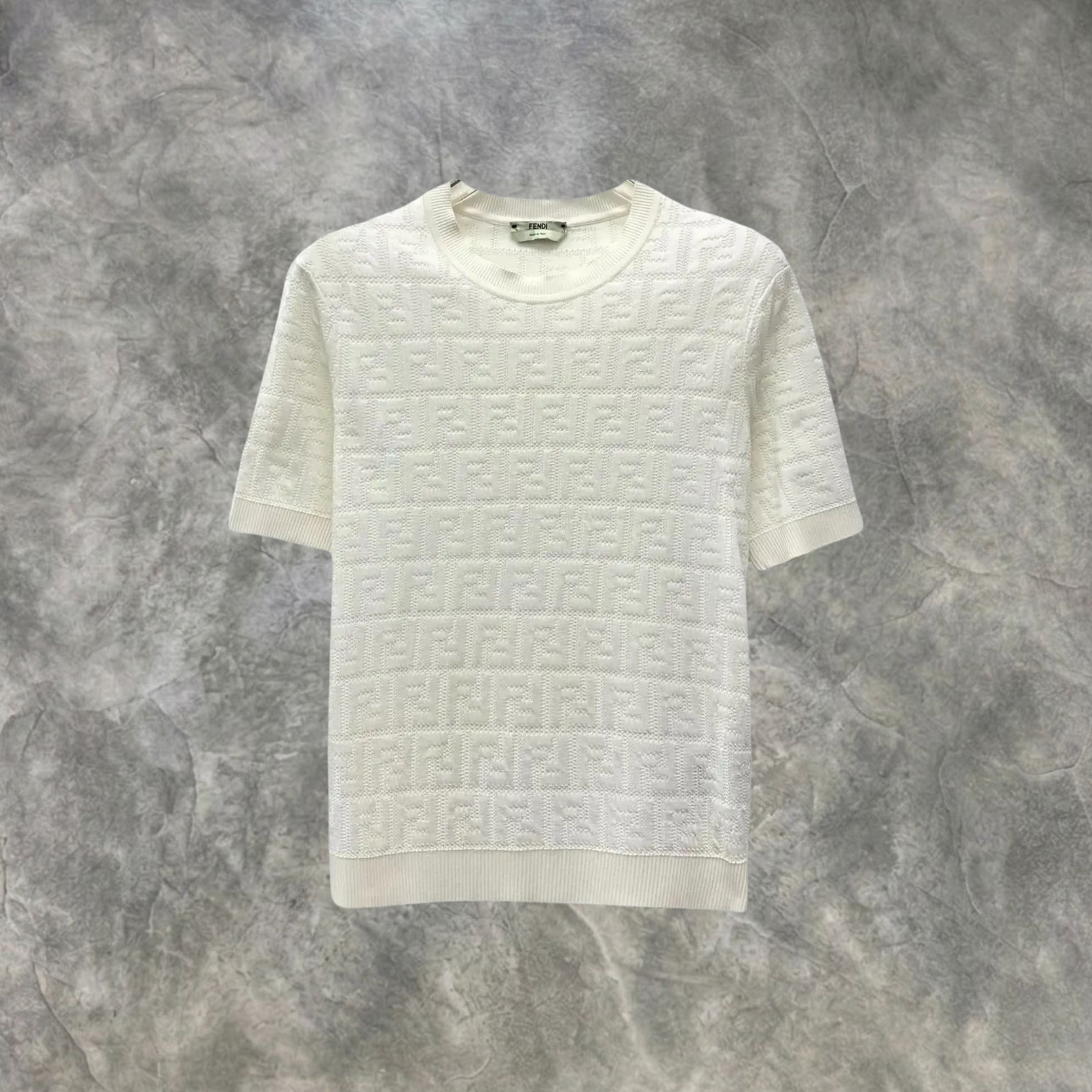 Elvare Club® T-Shirt
