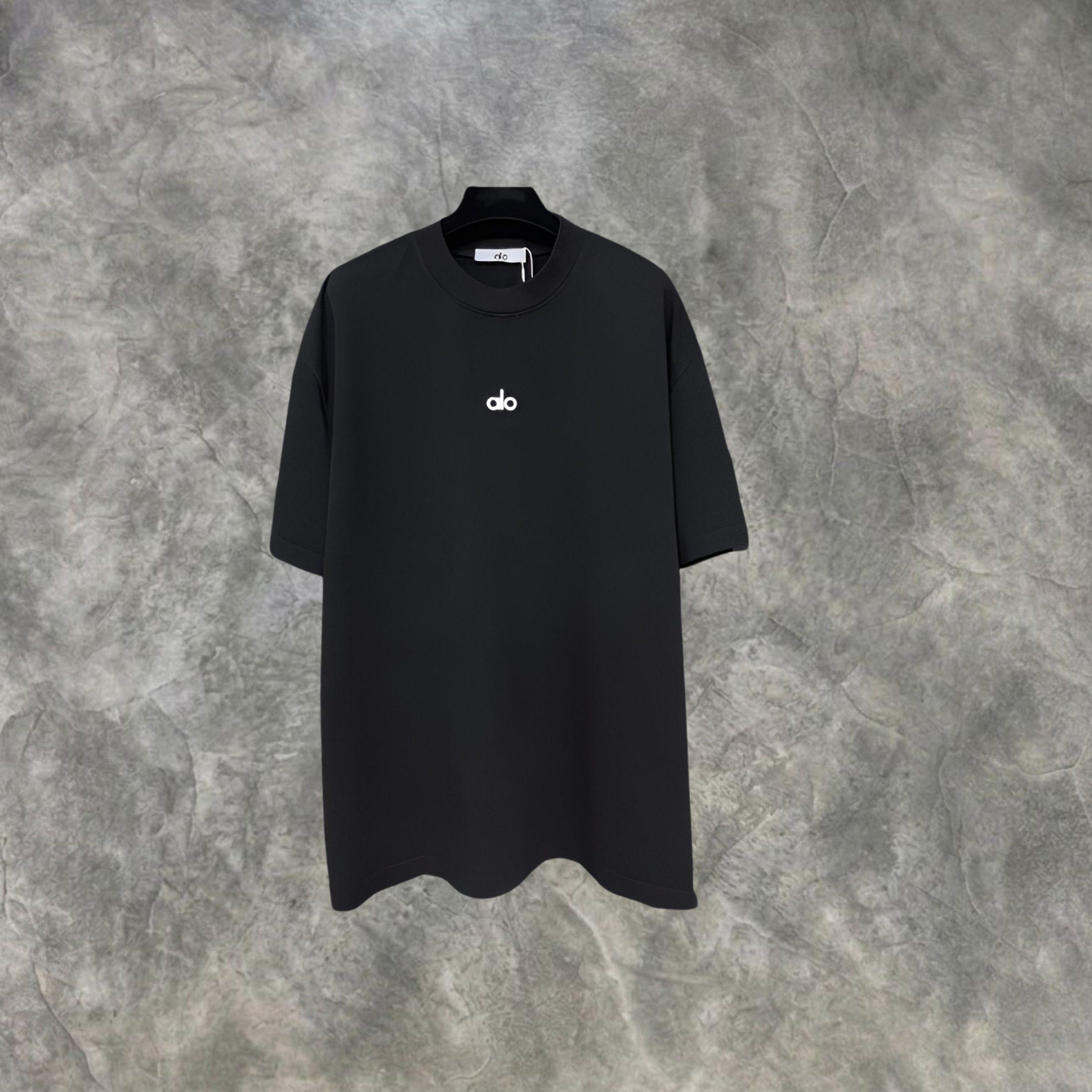 Elvare Club® T-Shirt