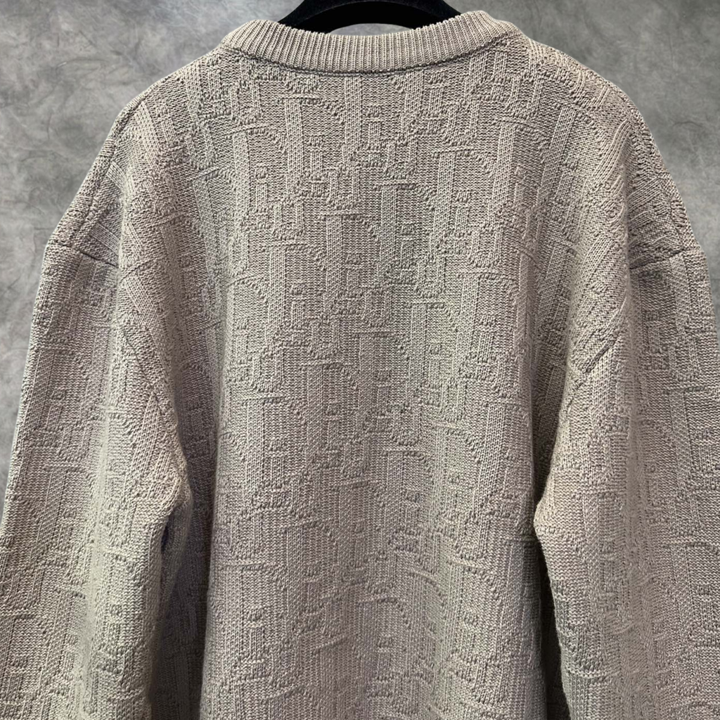 Elvare Club® Sweater