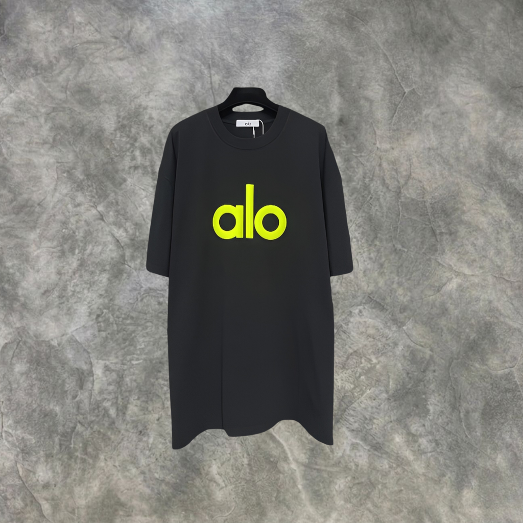 Elvare Club® T-Shirt
