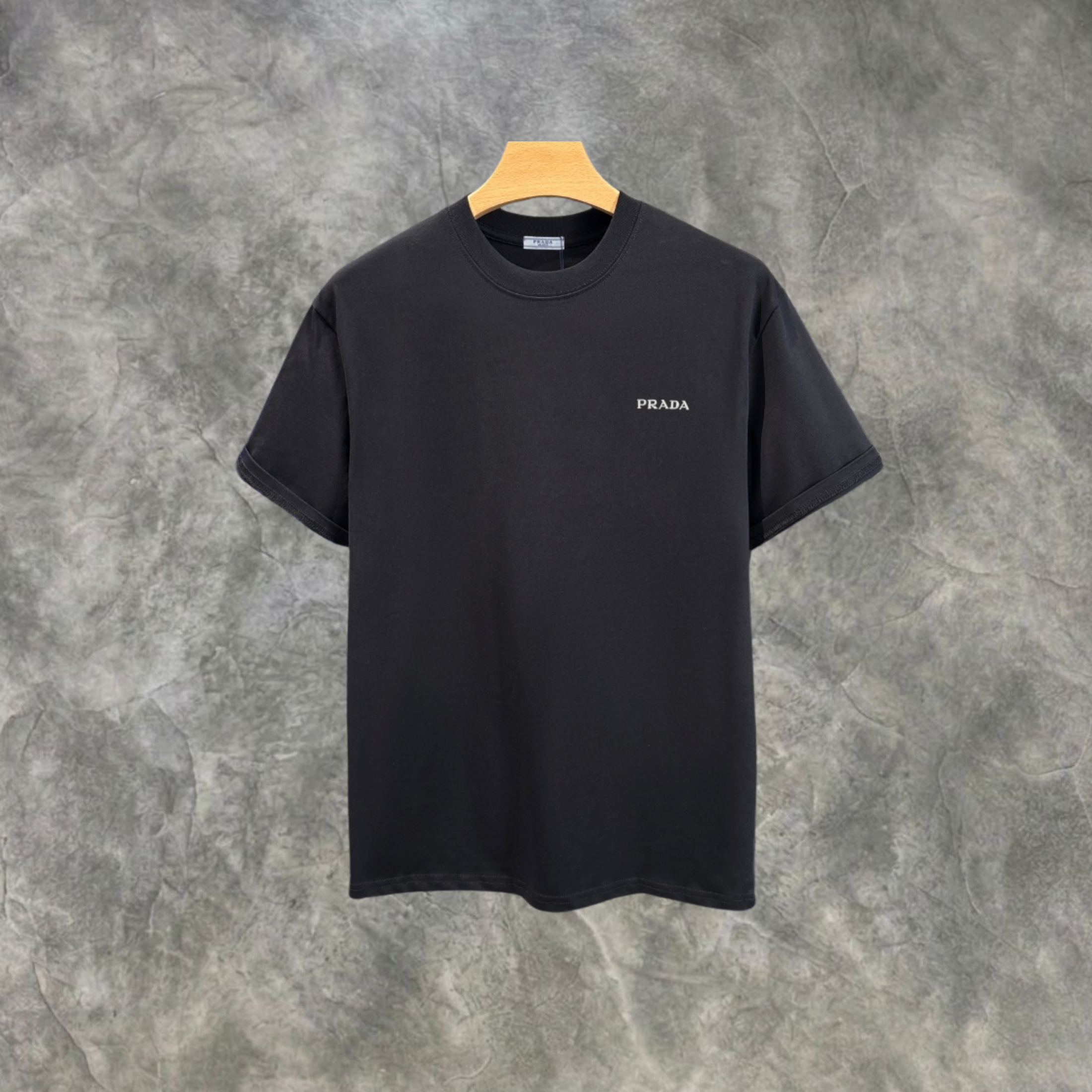 Elvare Club® T-Shirt