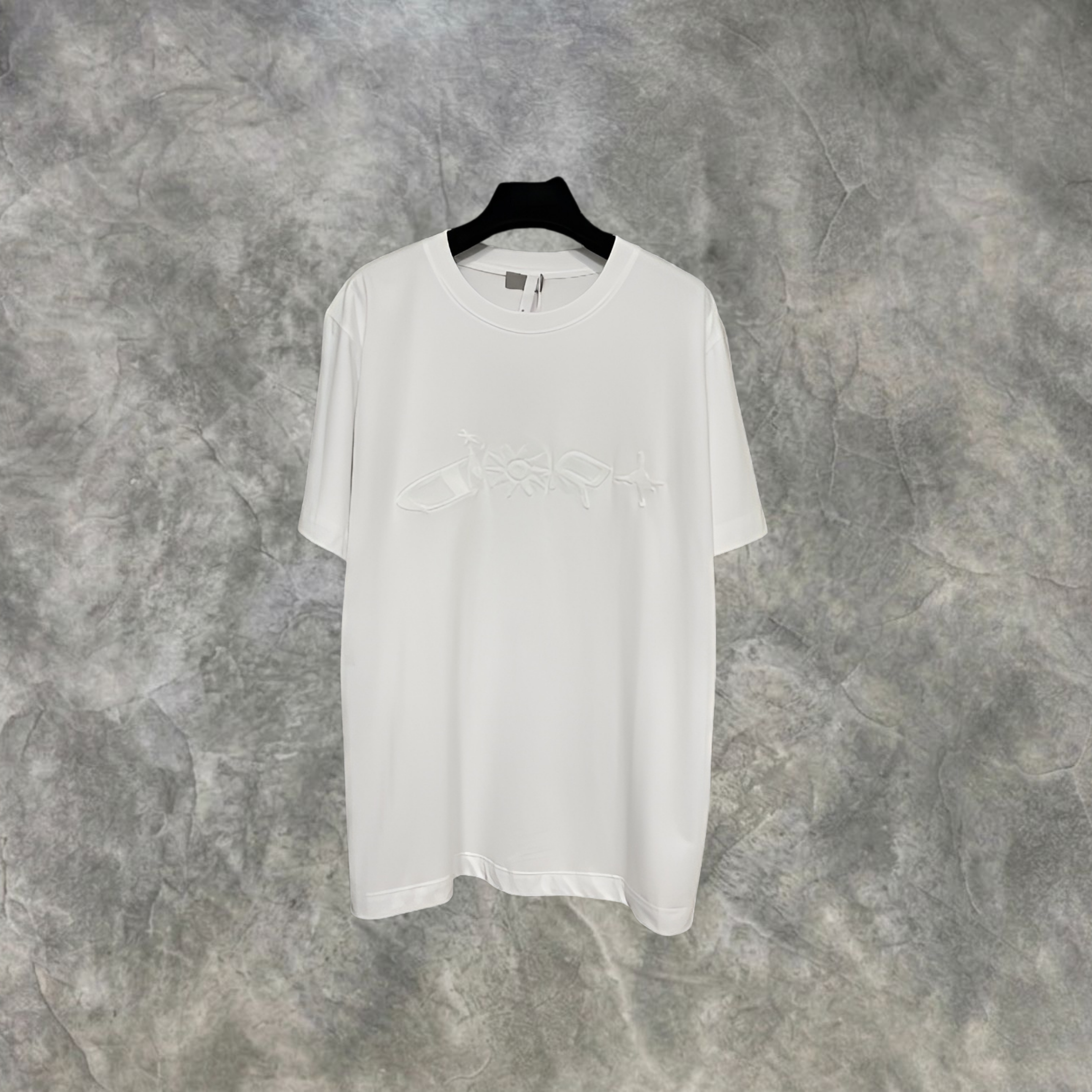 Elvare Club® T-Shirt