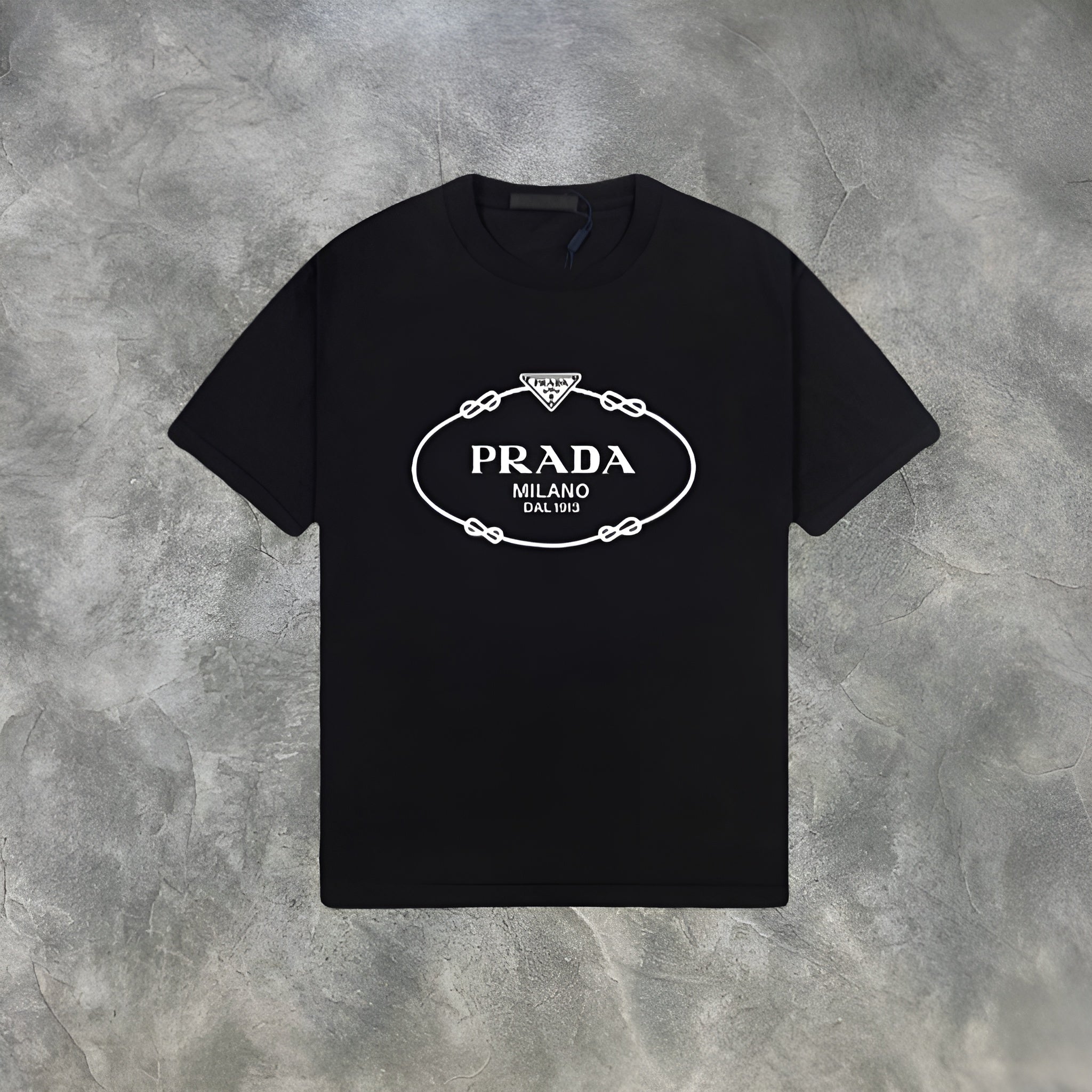 Elvare Club® T-Shirt