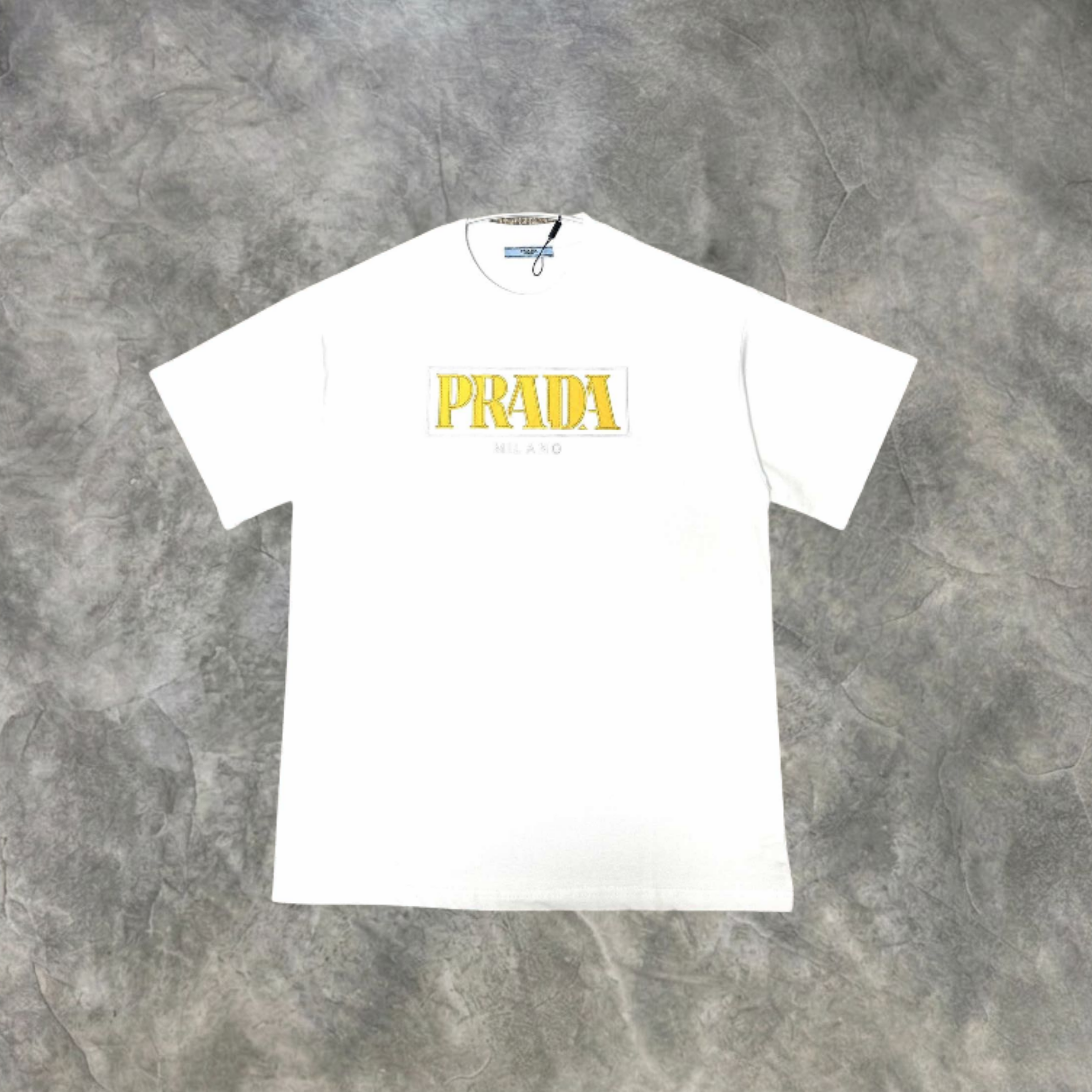Elvare Club® T-Shirt