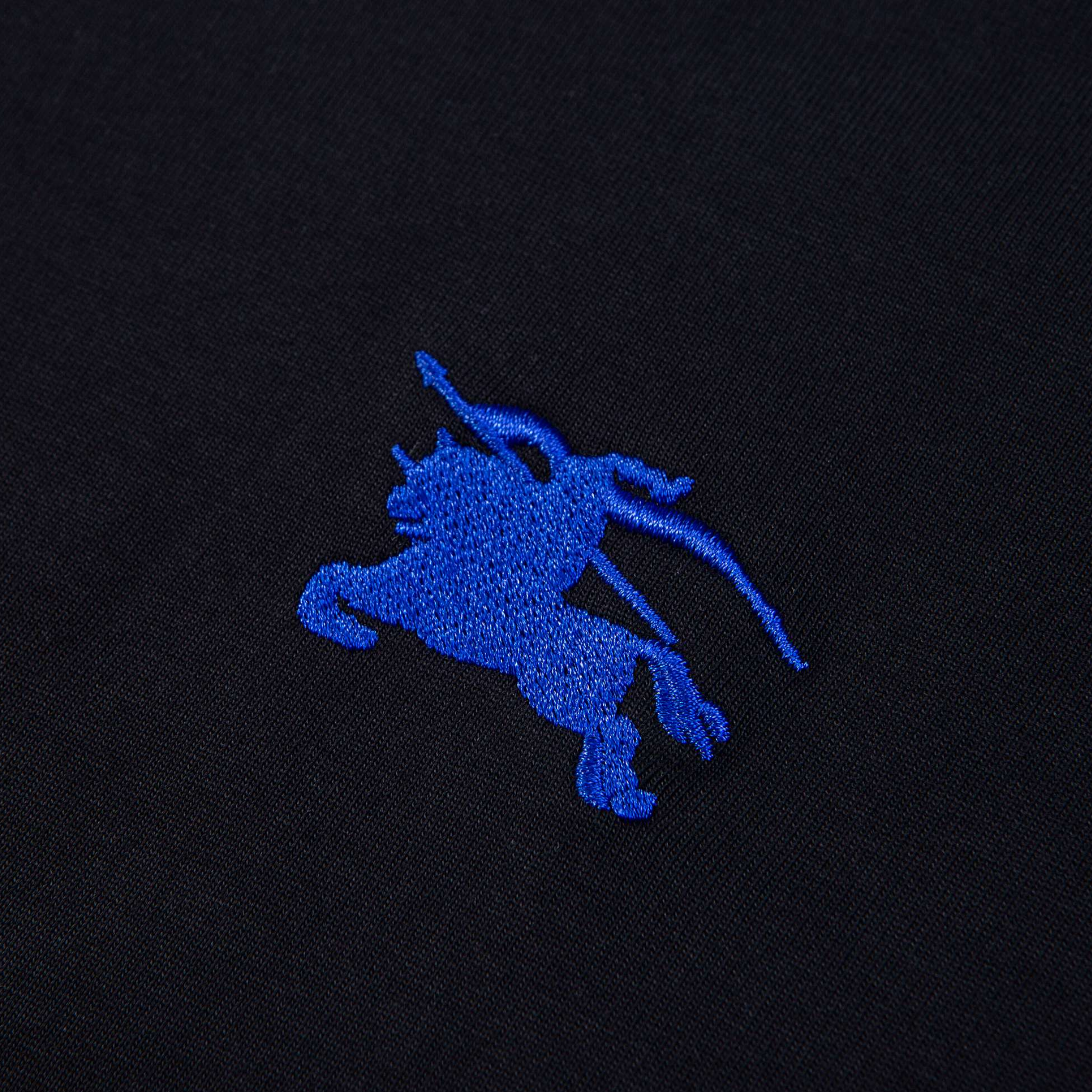 Elvare Club® T-Shirt
