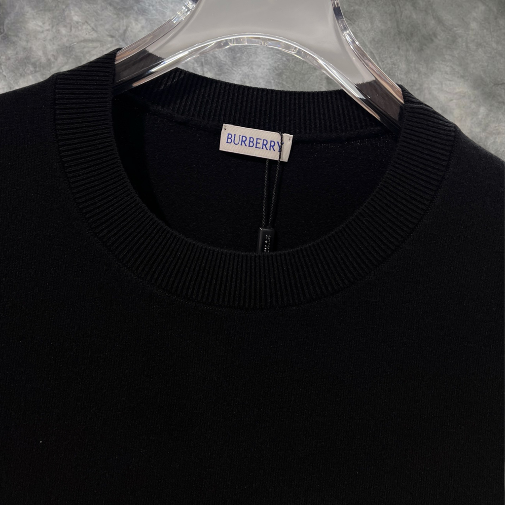 Elvare Club® T-Shirt