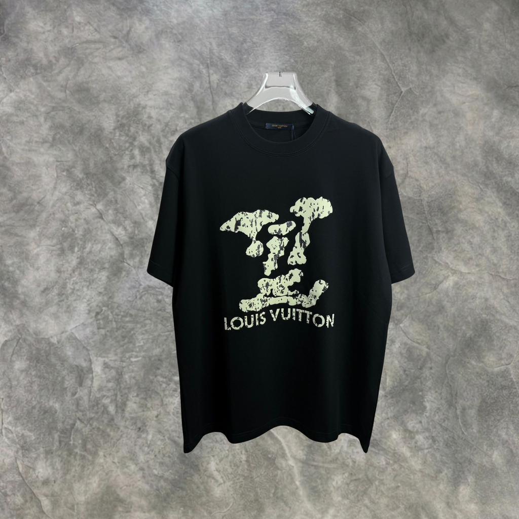 Elvare Club® T-Shirt