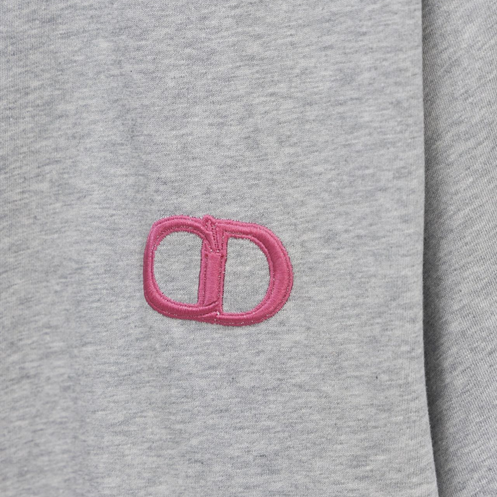 Elvare Club® T-Shirt