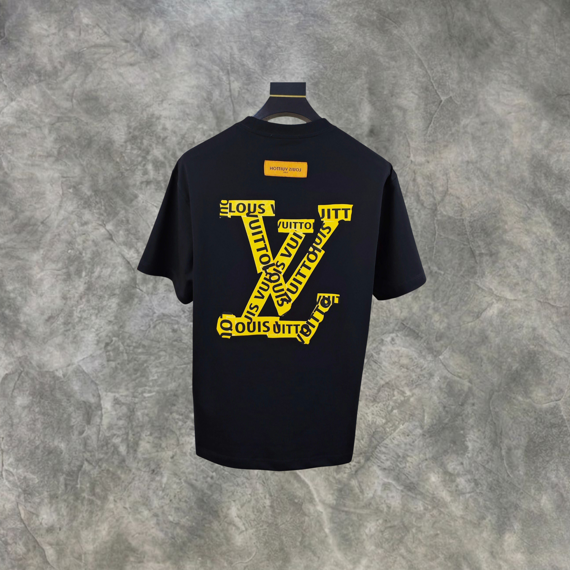 Elvare Club® T-shirt