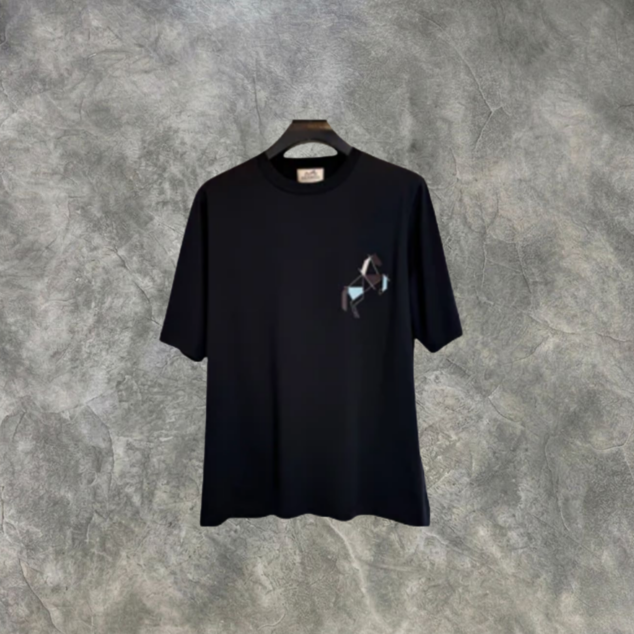 Elvare Club® T-Shirt