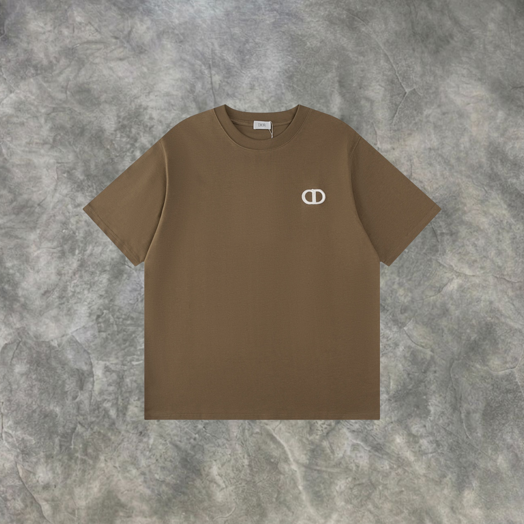 Elvare Club® T-Shirt