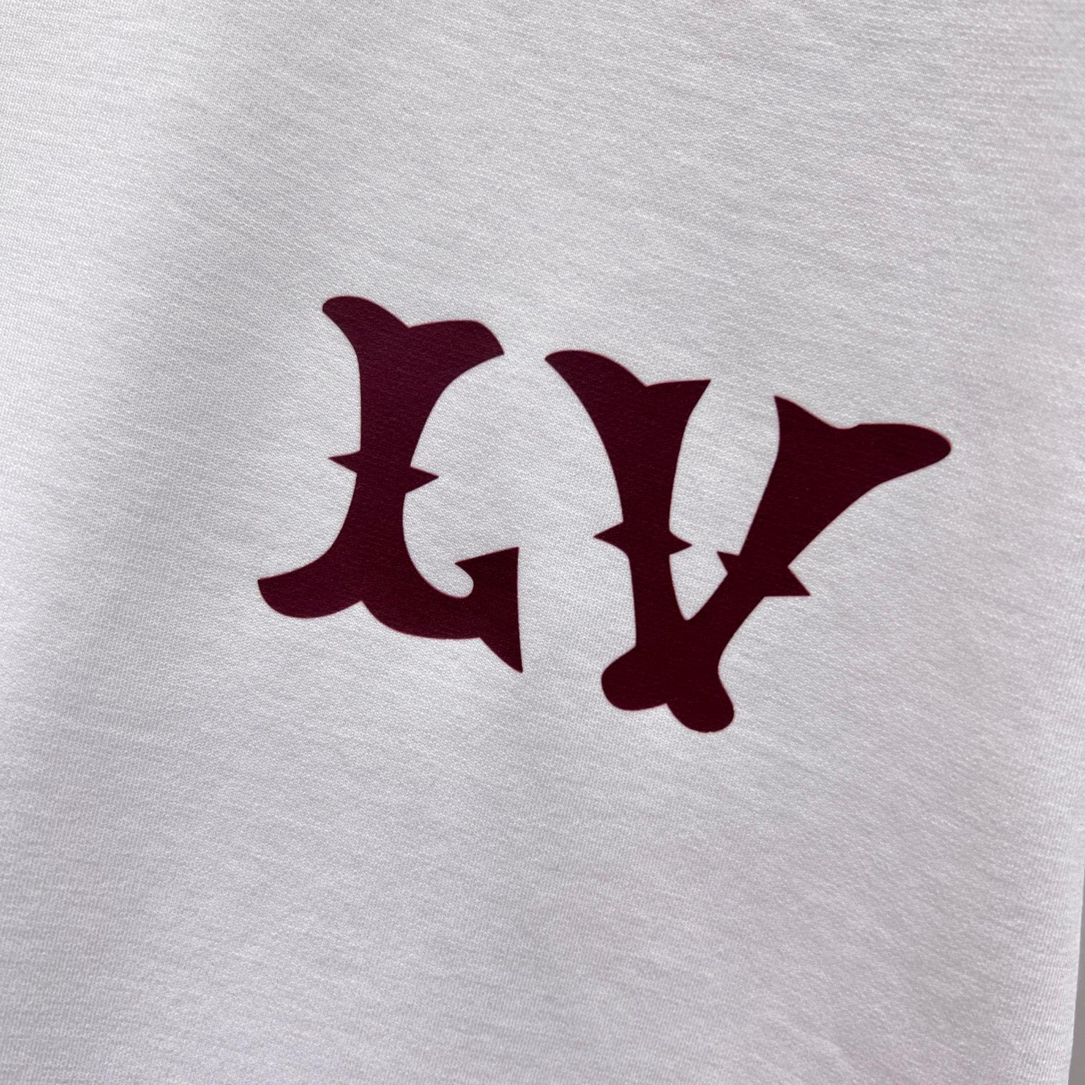 Elvare Club® T-shirt