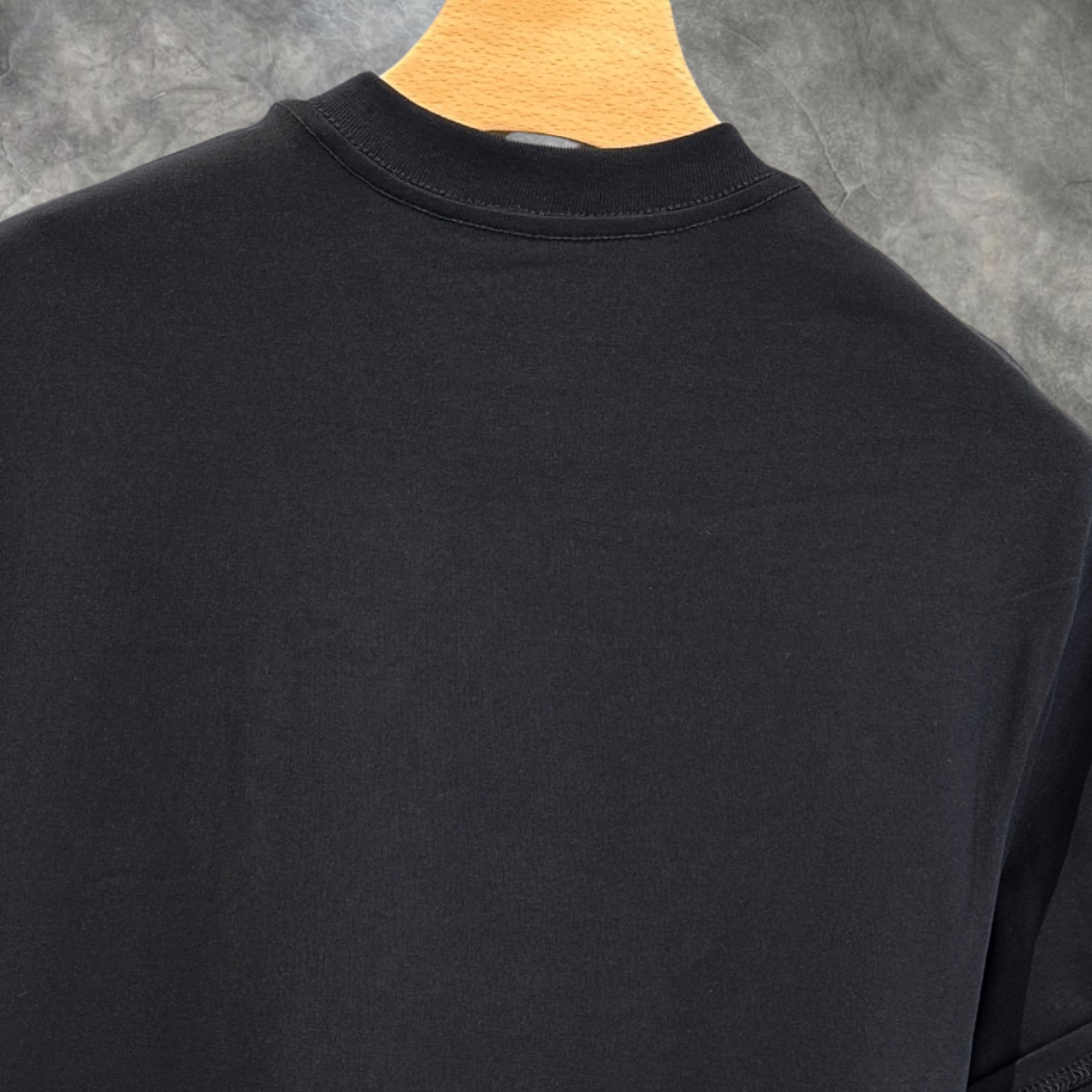 Elvare Club® T-Shirt