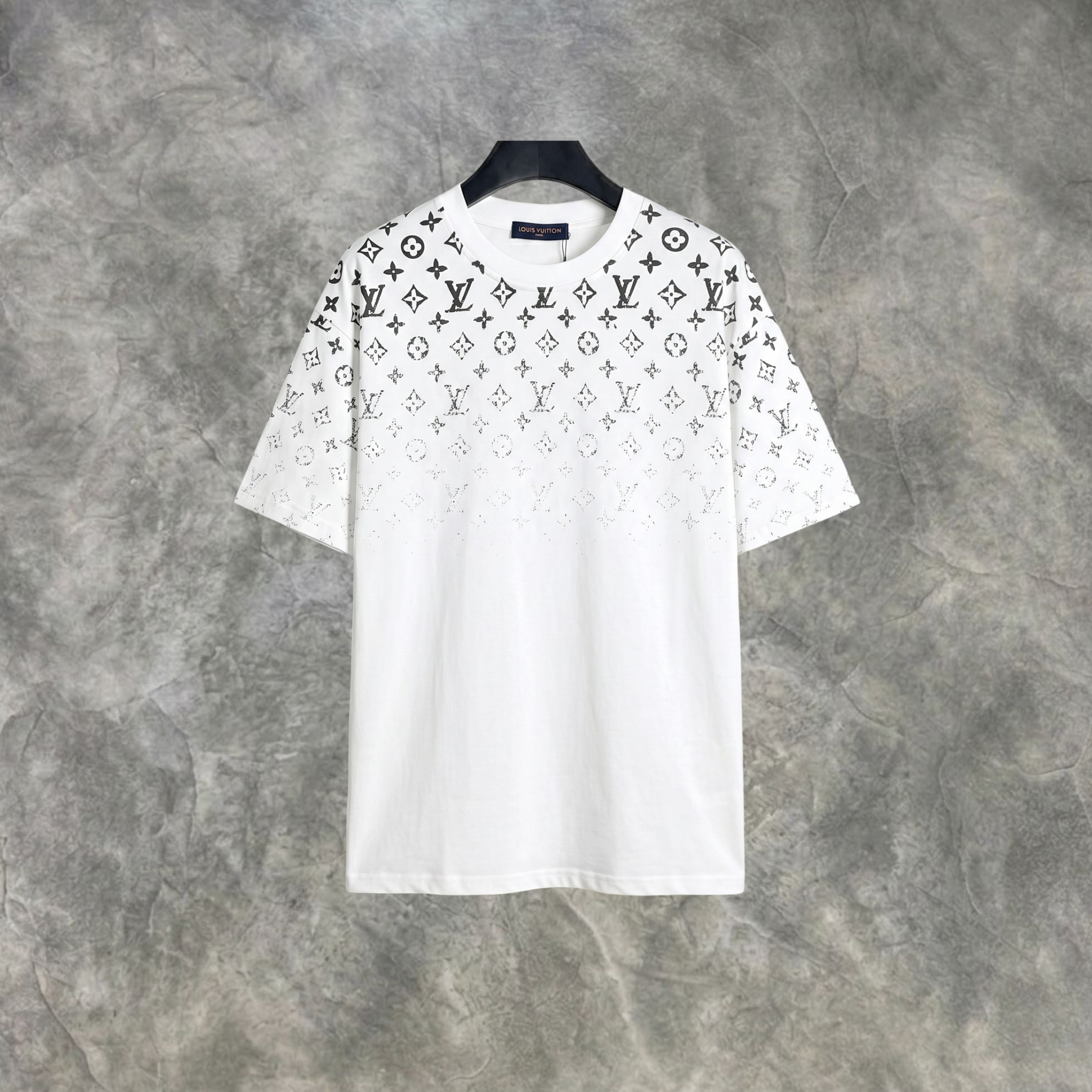 Elvare Club® T-shirt