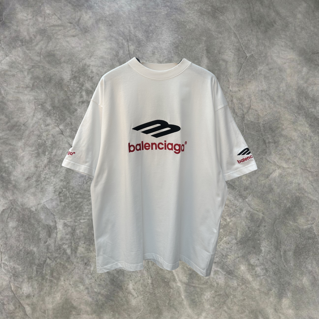 Elvare Club® T-Shirt
