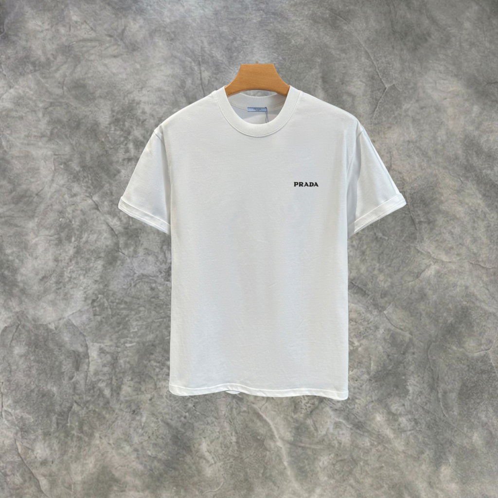 Elvare Club® T-Shirt