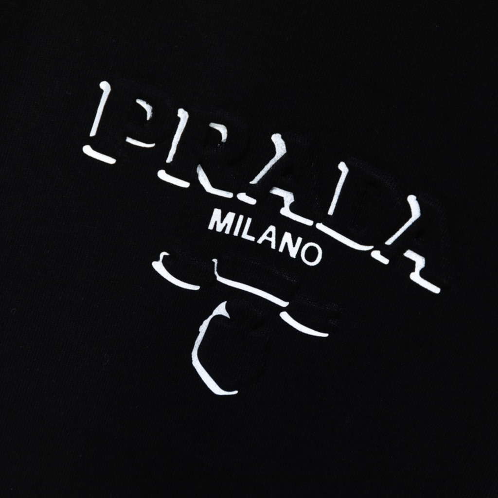 Elvare Club® T-shirt