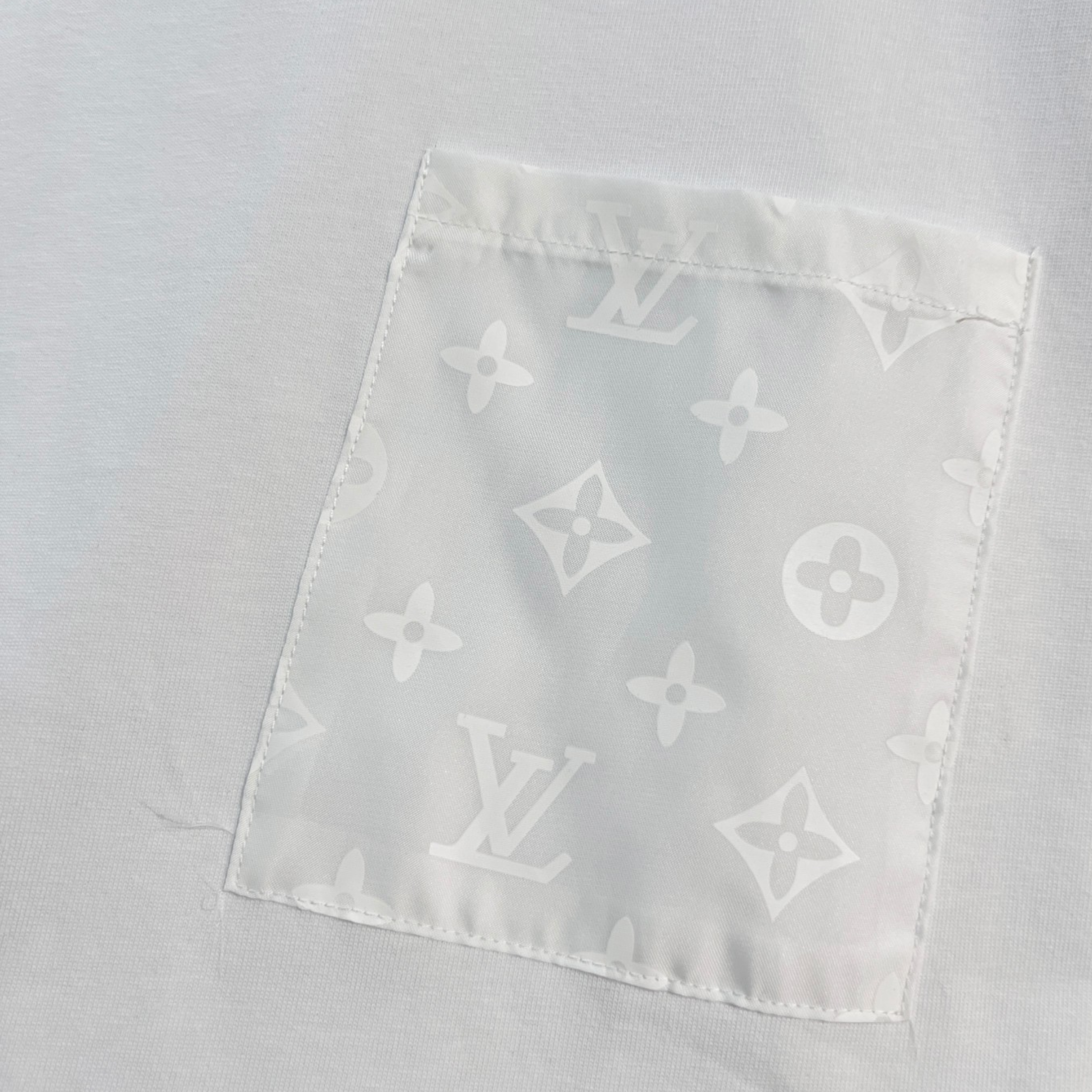 Elvare Club® T-shirt