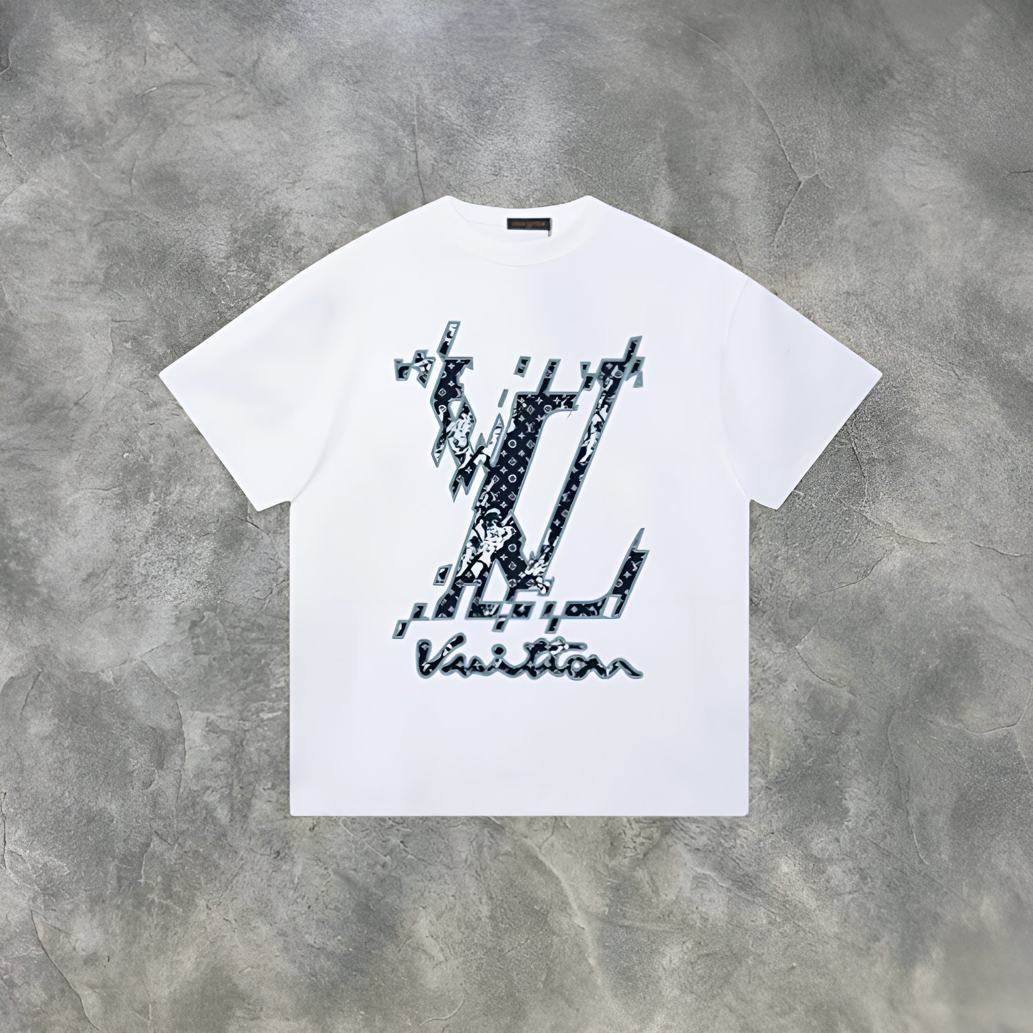 Elvare Club® T-Shirt
