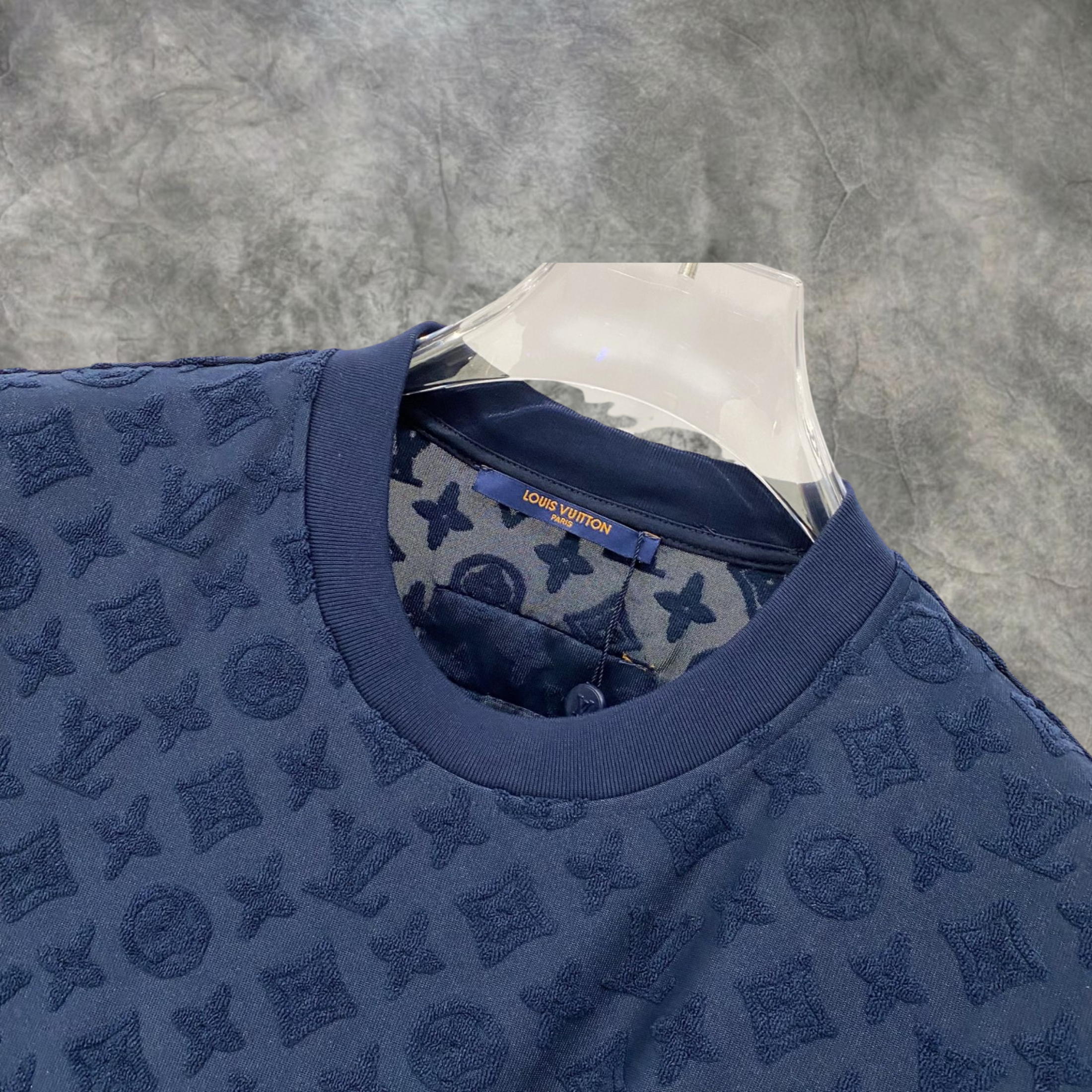 Elvare Club® T-Shirt