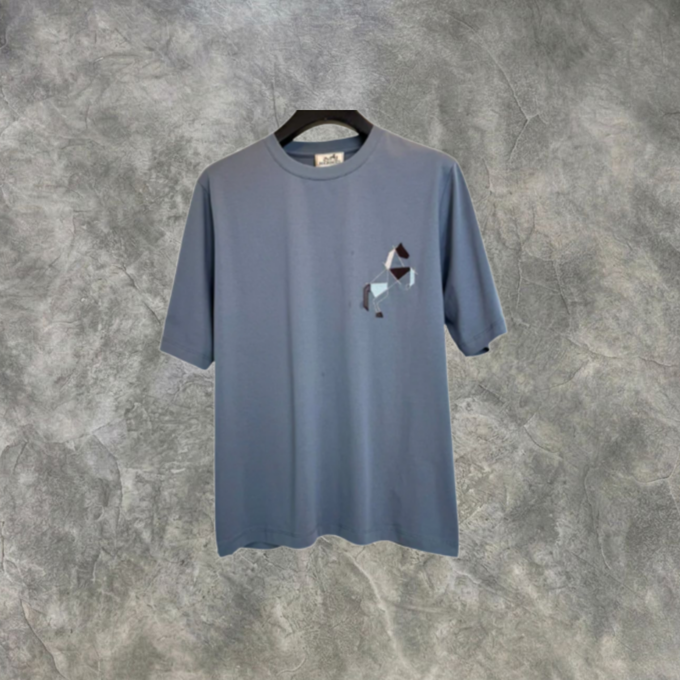 Elvare Club® T-Shirt