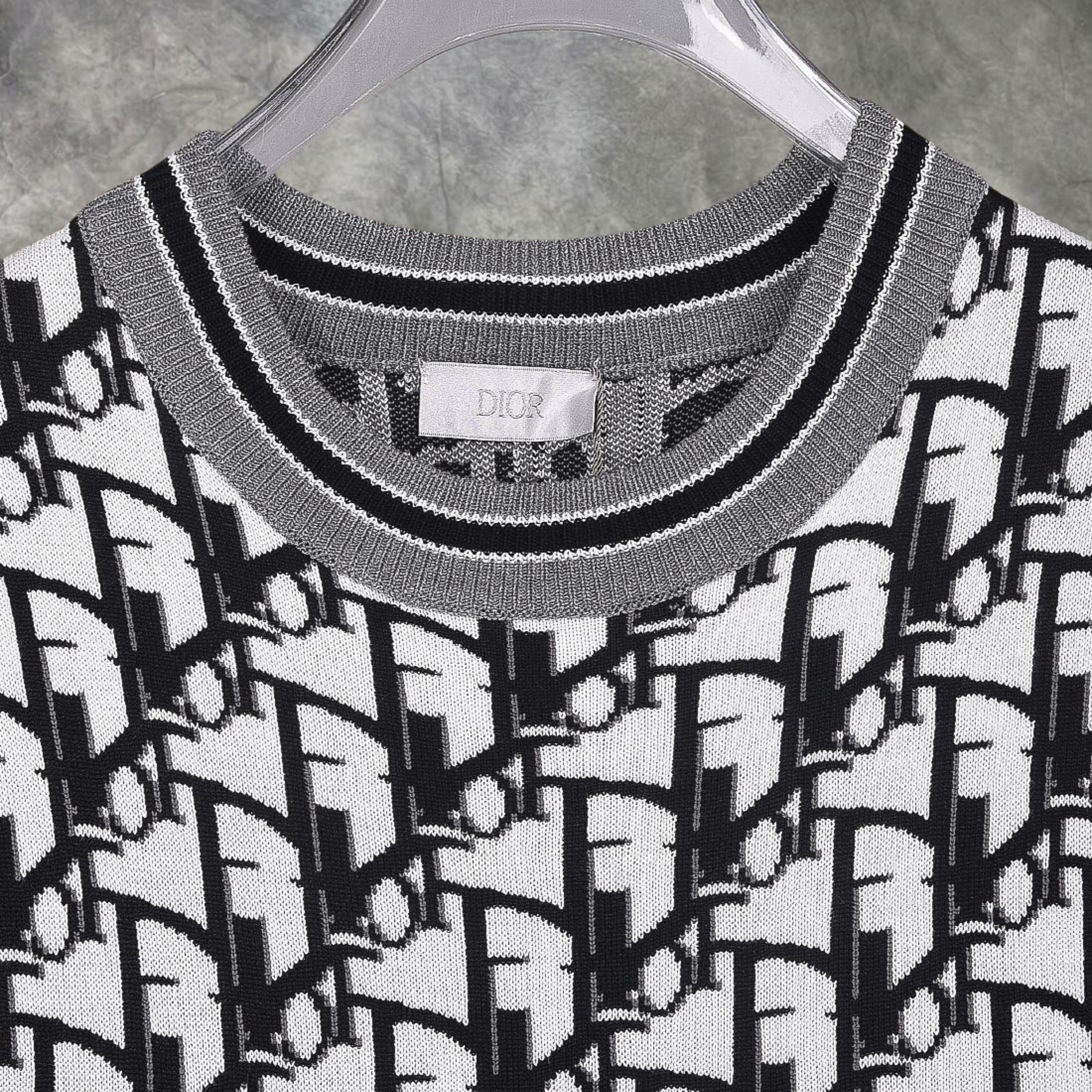 Elvare Club® T-shirt