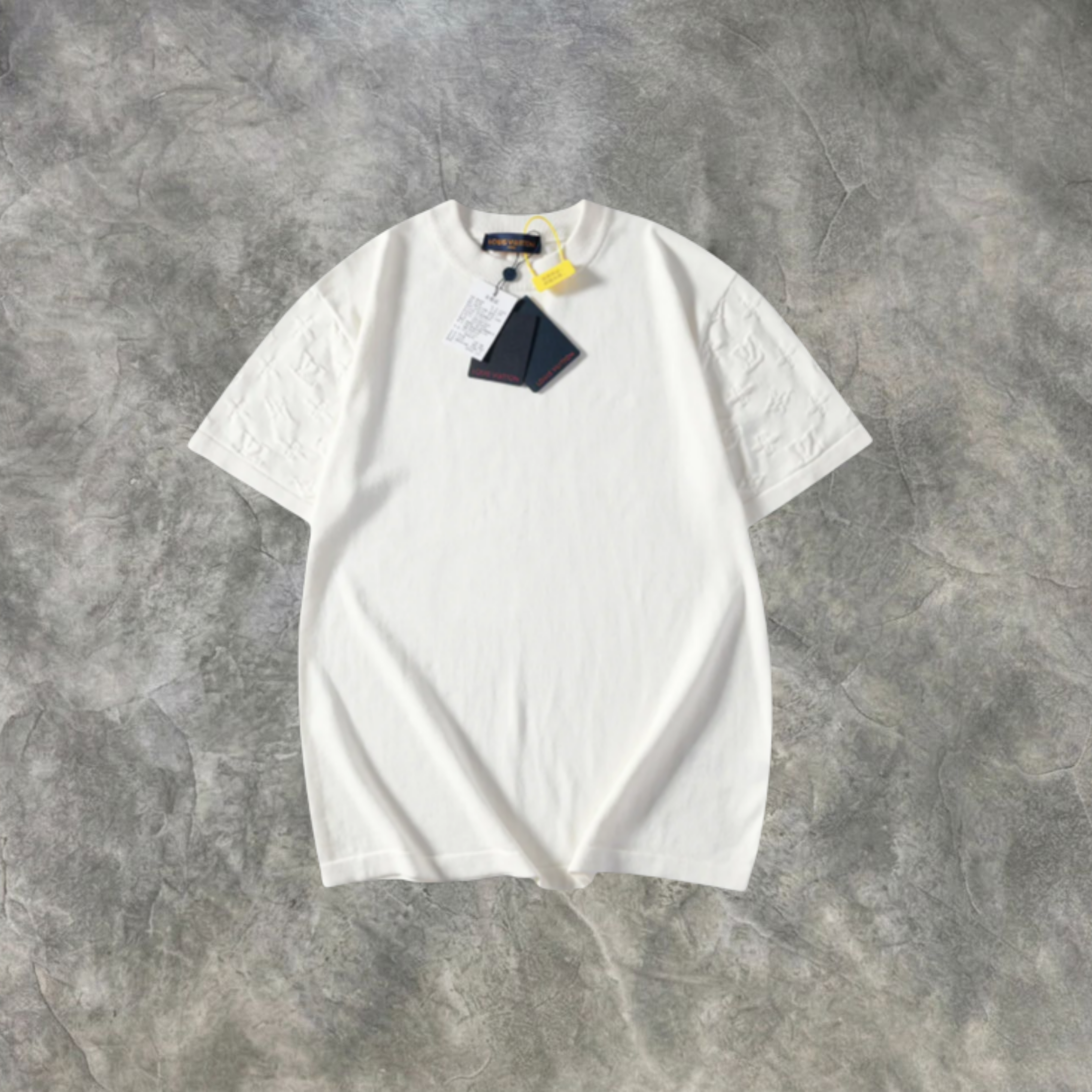 Elvare Club® T-Shirt