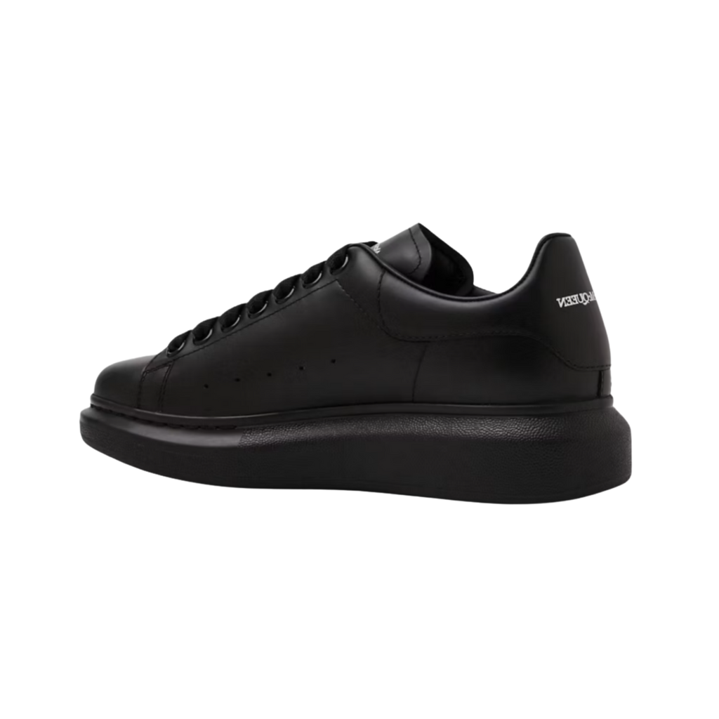 Elvare Club® Black & White Sneaker