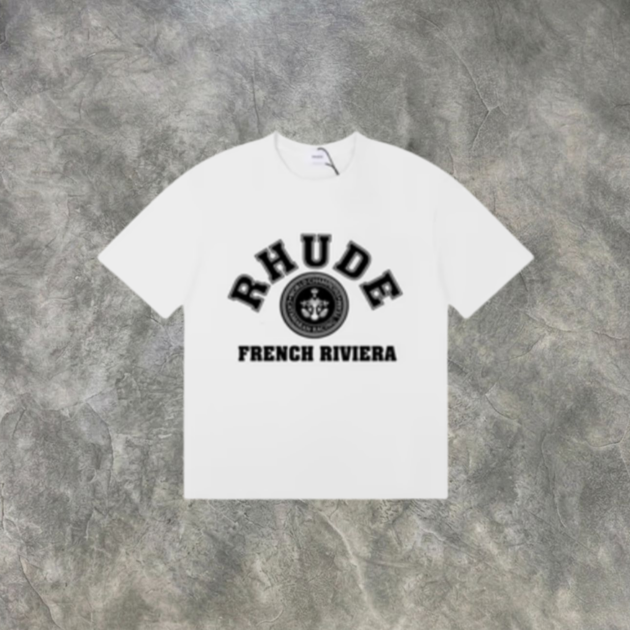 Elvare Club® T-Shirt