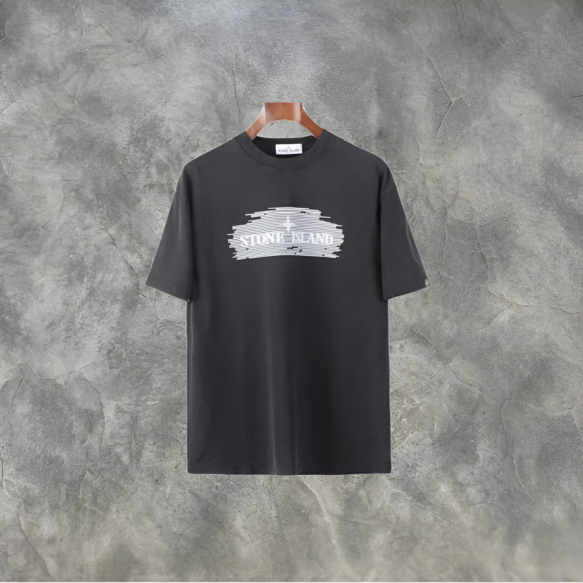 Elvare Club® T-Shirt