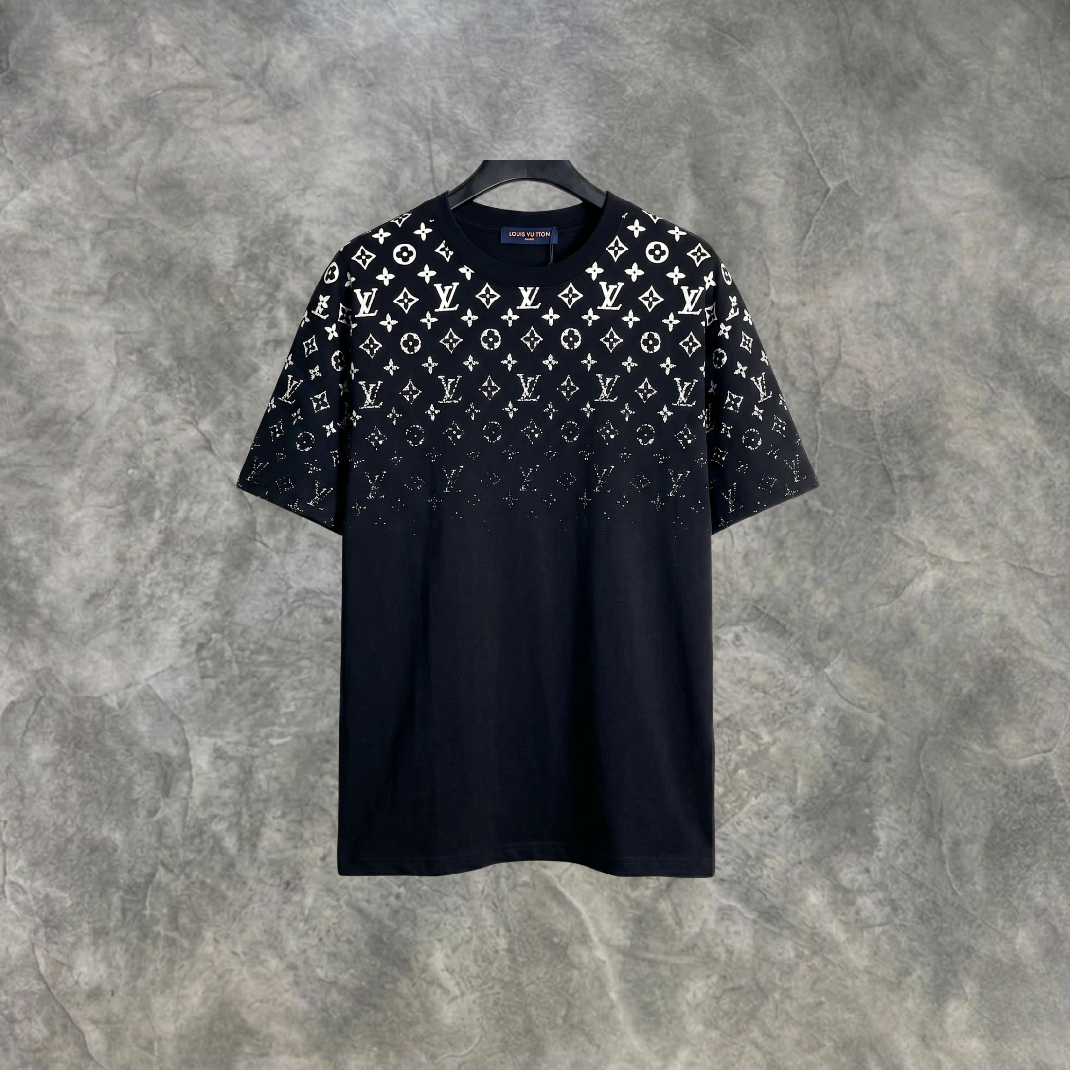 Elvare Club® T-shirt